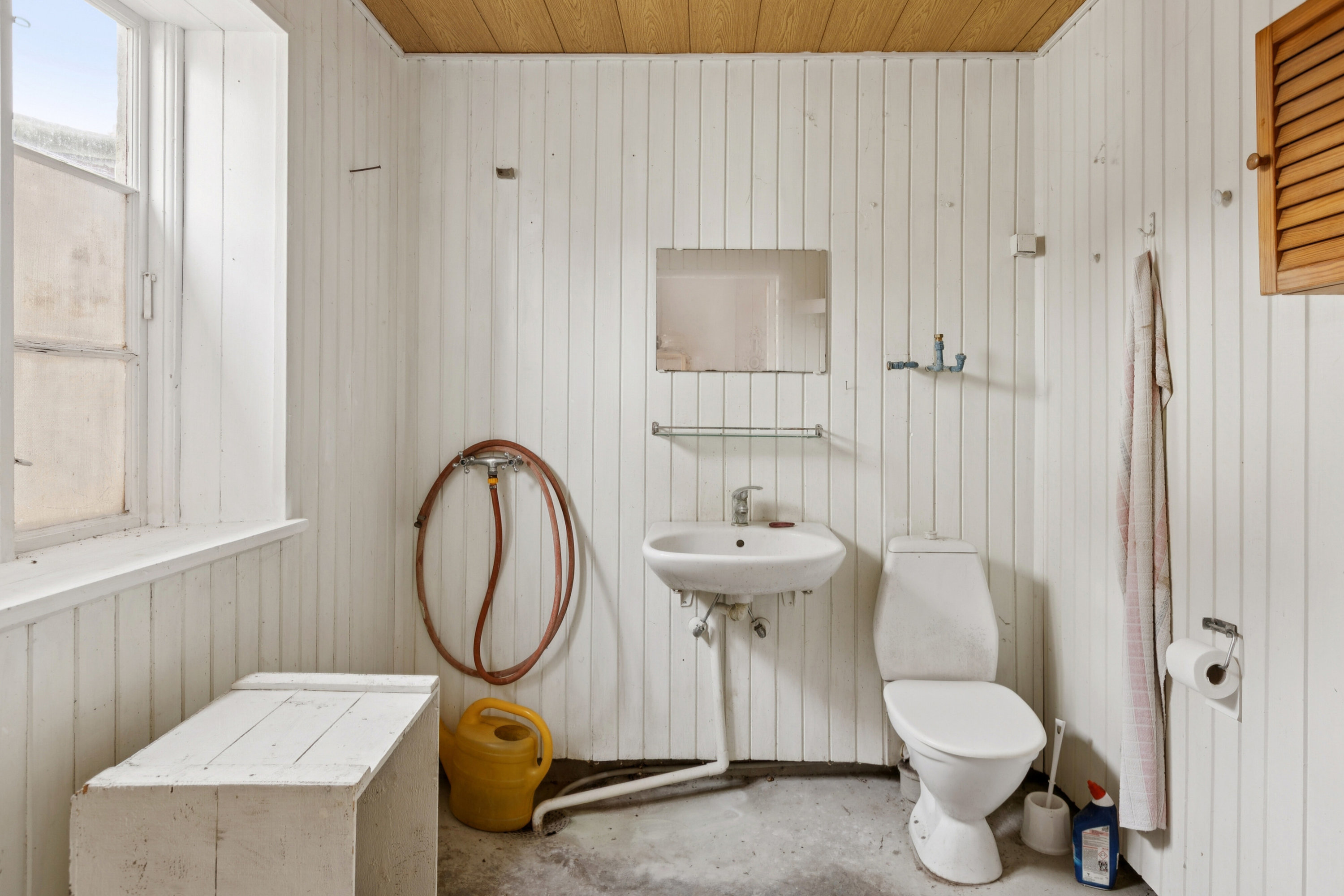 Fremhævet badeværelse billede i fuldskærmstilstand. Billede af Jernbanegade 4, 4690 Haslev