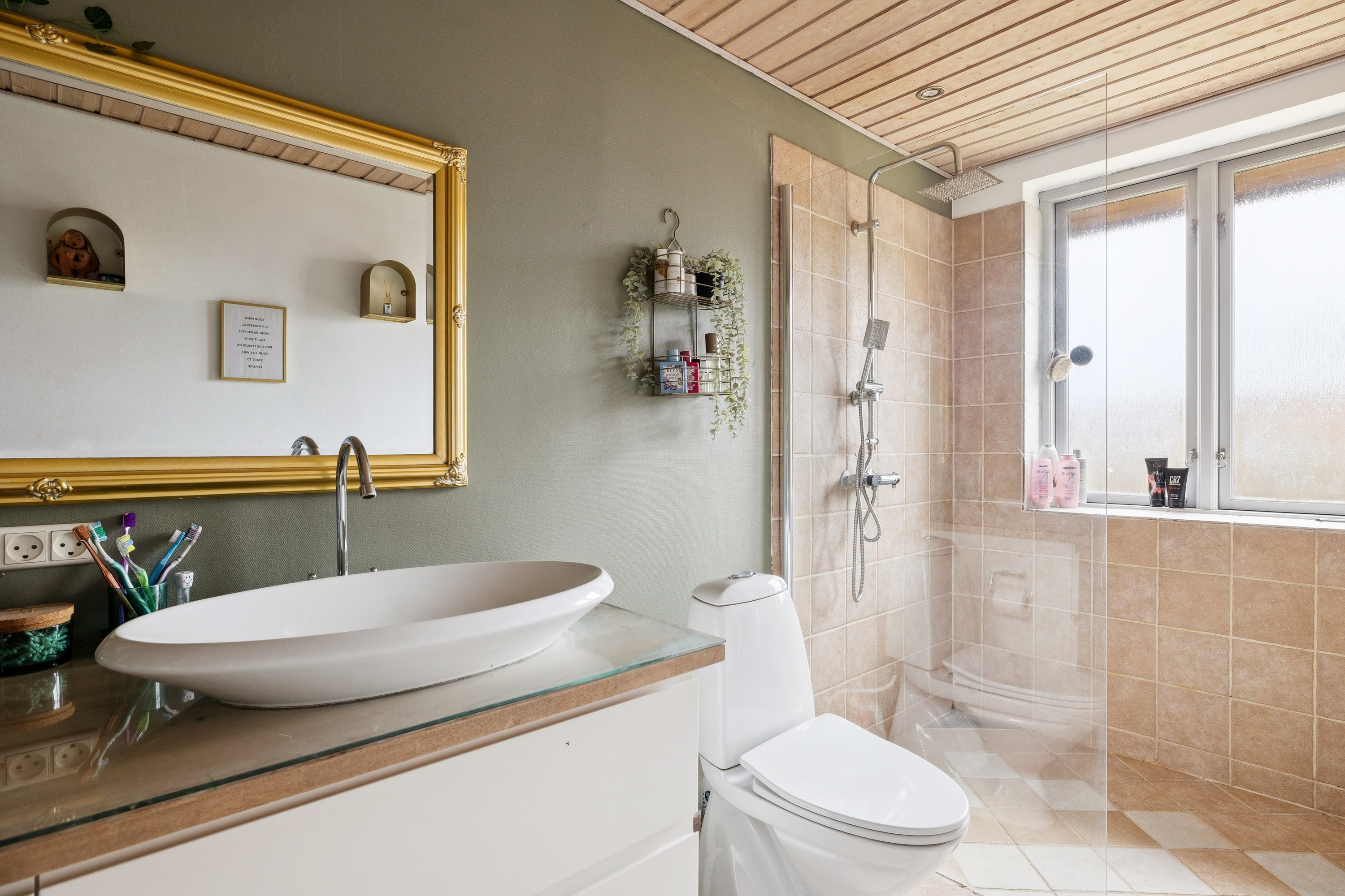 Fremhævet badeværelse billede i fuldskærmstilstand. Billede af Genvej 2, Hvilsom, 9500 Hobro