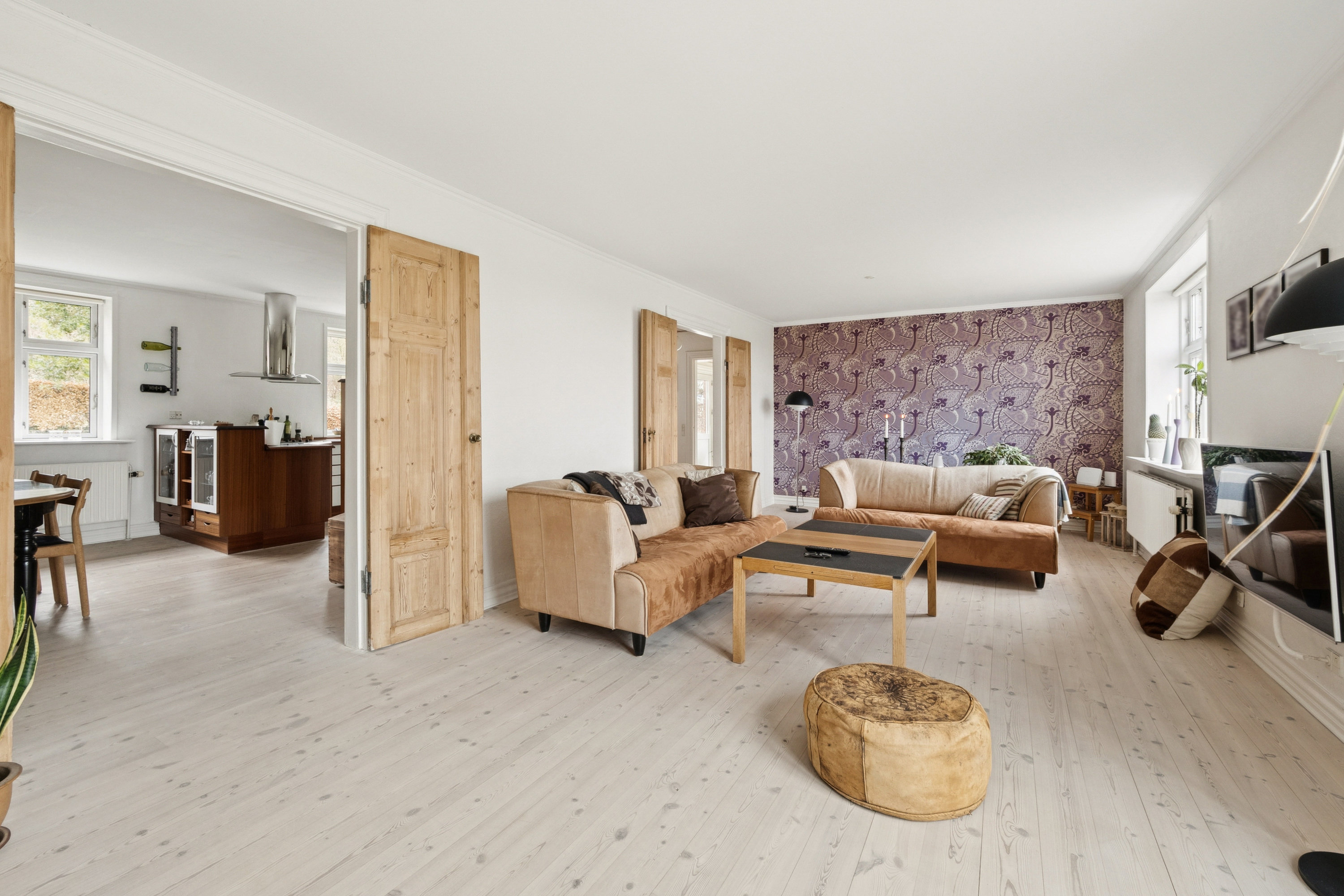 Fremhævet stue billede i fuldskærmstilstand. Billede af Kirkebakken 8, 7800 Skive