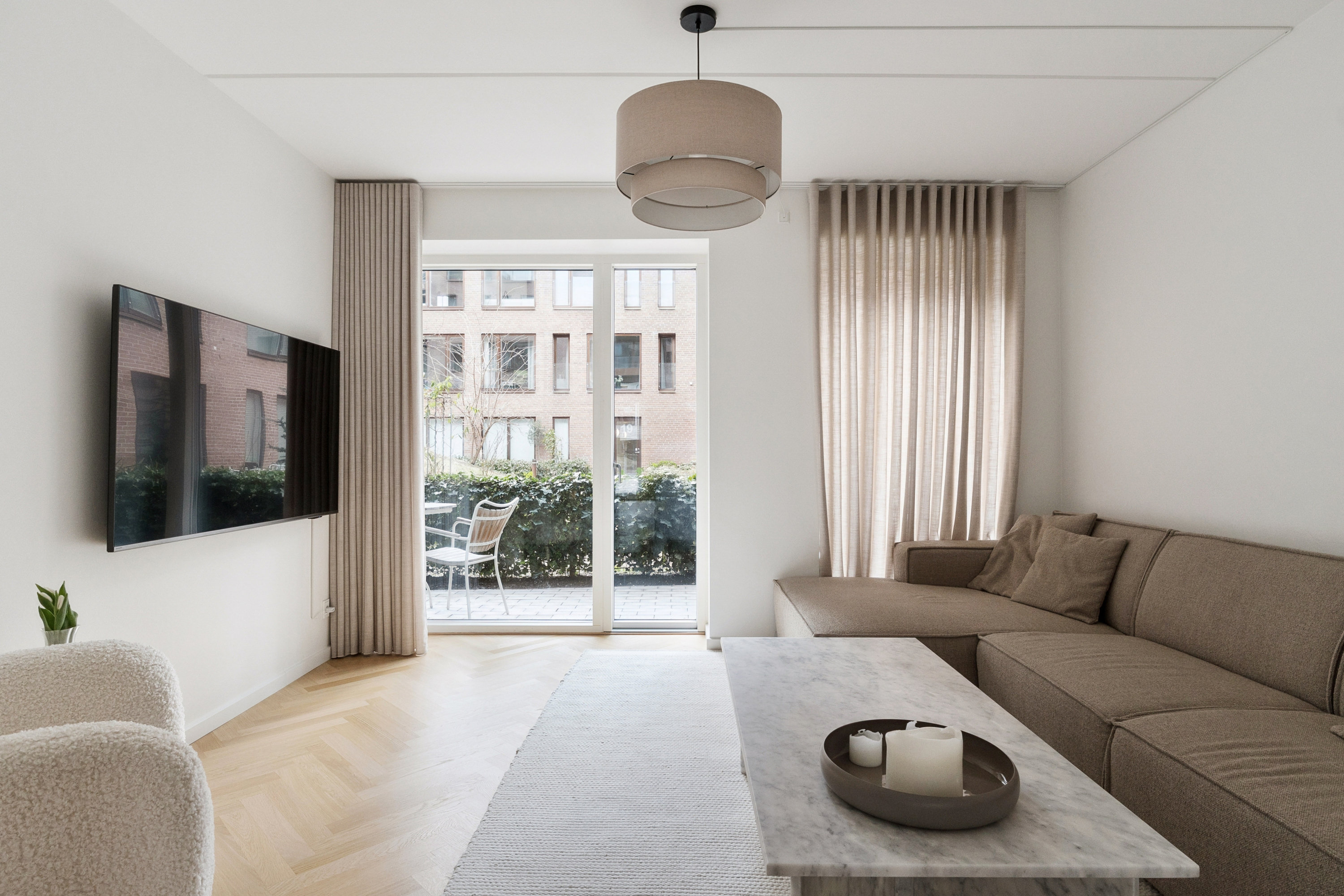 Fremhævet stue billede i fuldskærmstilstand. Billede af Fortkaj 20, st.. th., 2150 Nordhavn