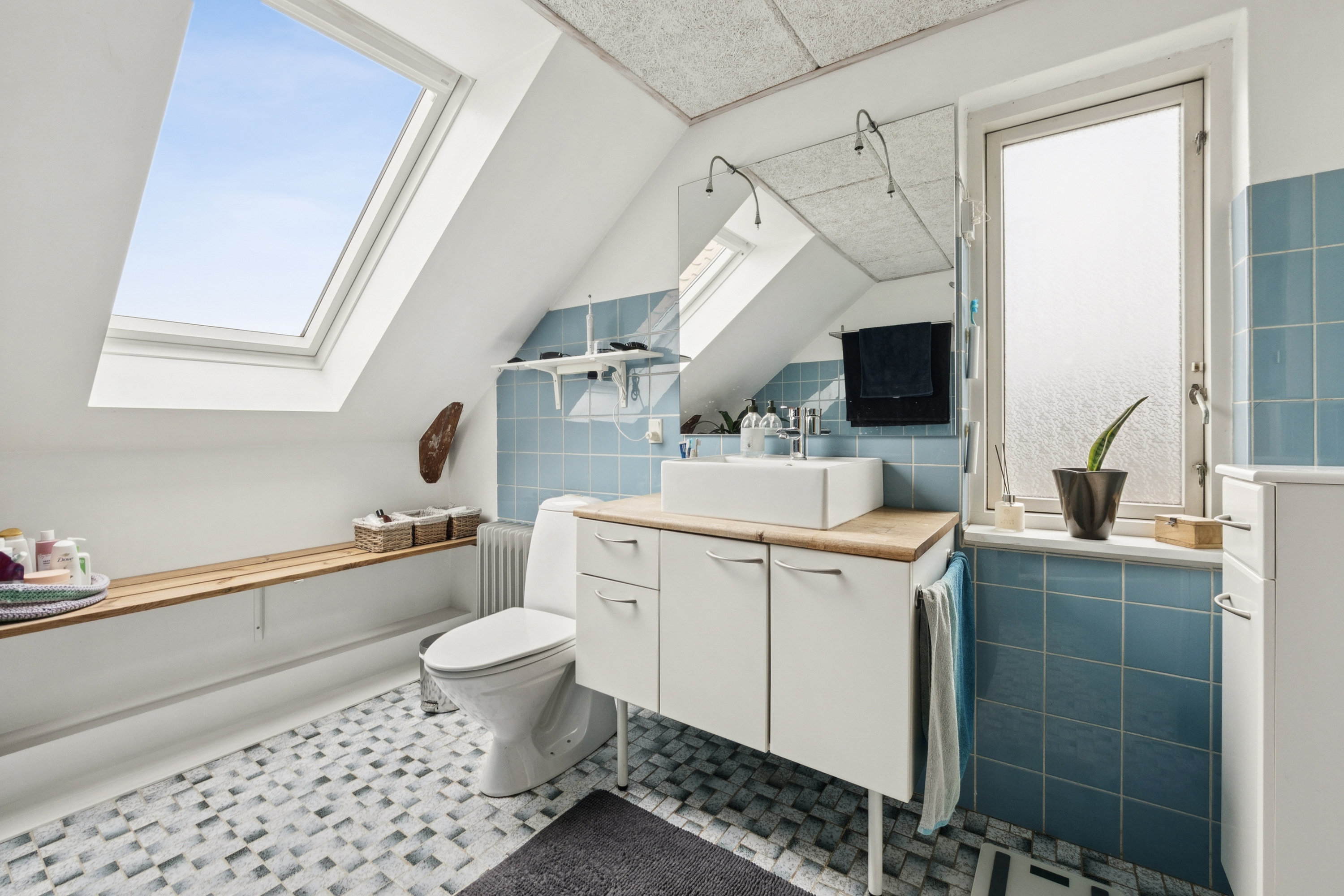 Fremhævet badeværelse billede i fuldskærmstilstand. Billede af Kirkebakken 8, 7800 Skive