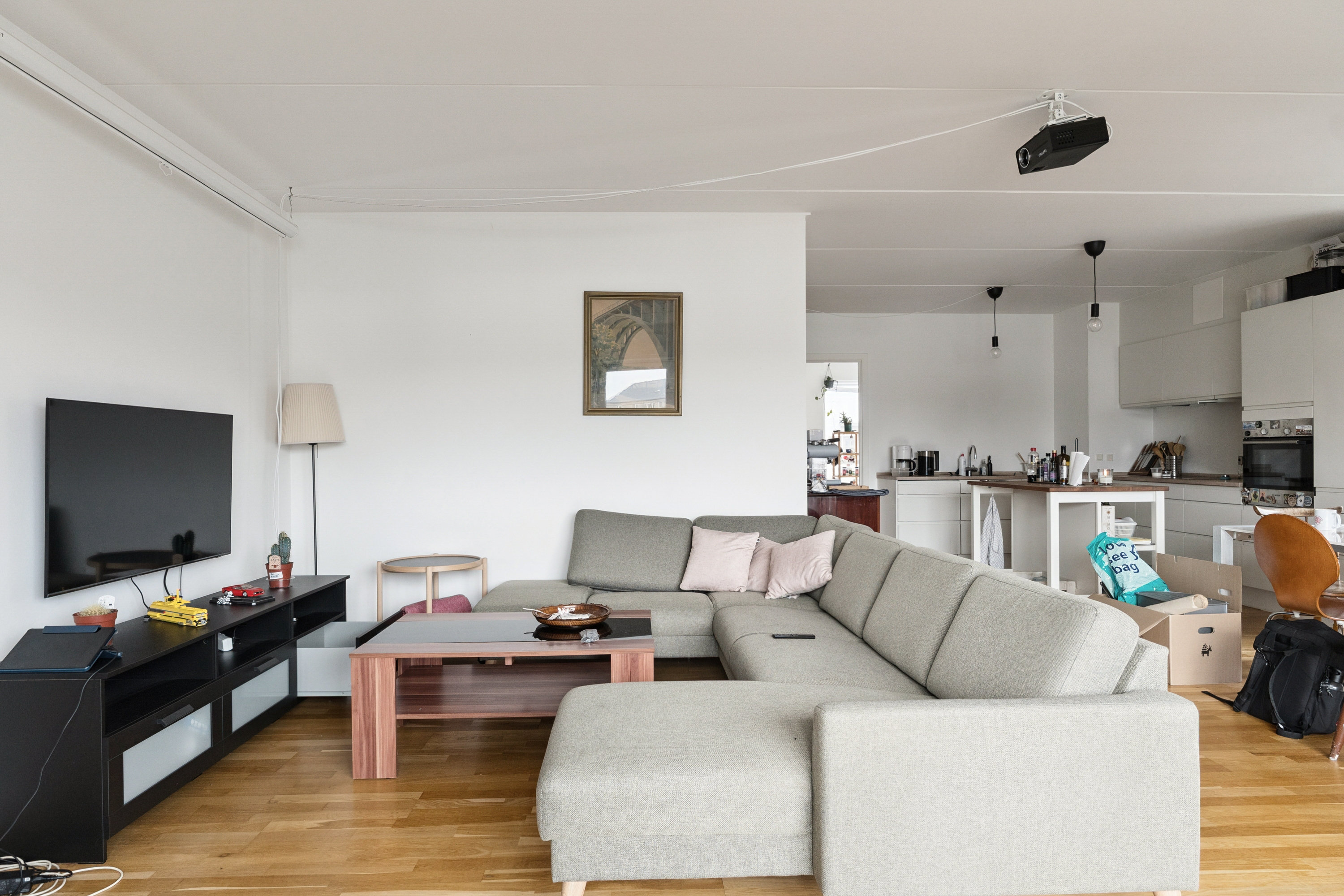 Fremhævet stue billede i fuldskærmstilstand. Billede af Venøgade 24, 3. tv., 2100 København Ø