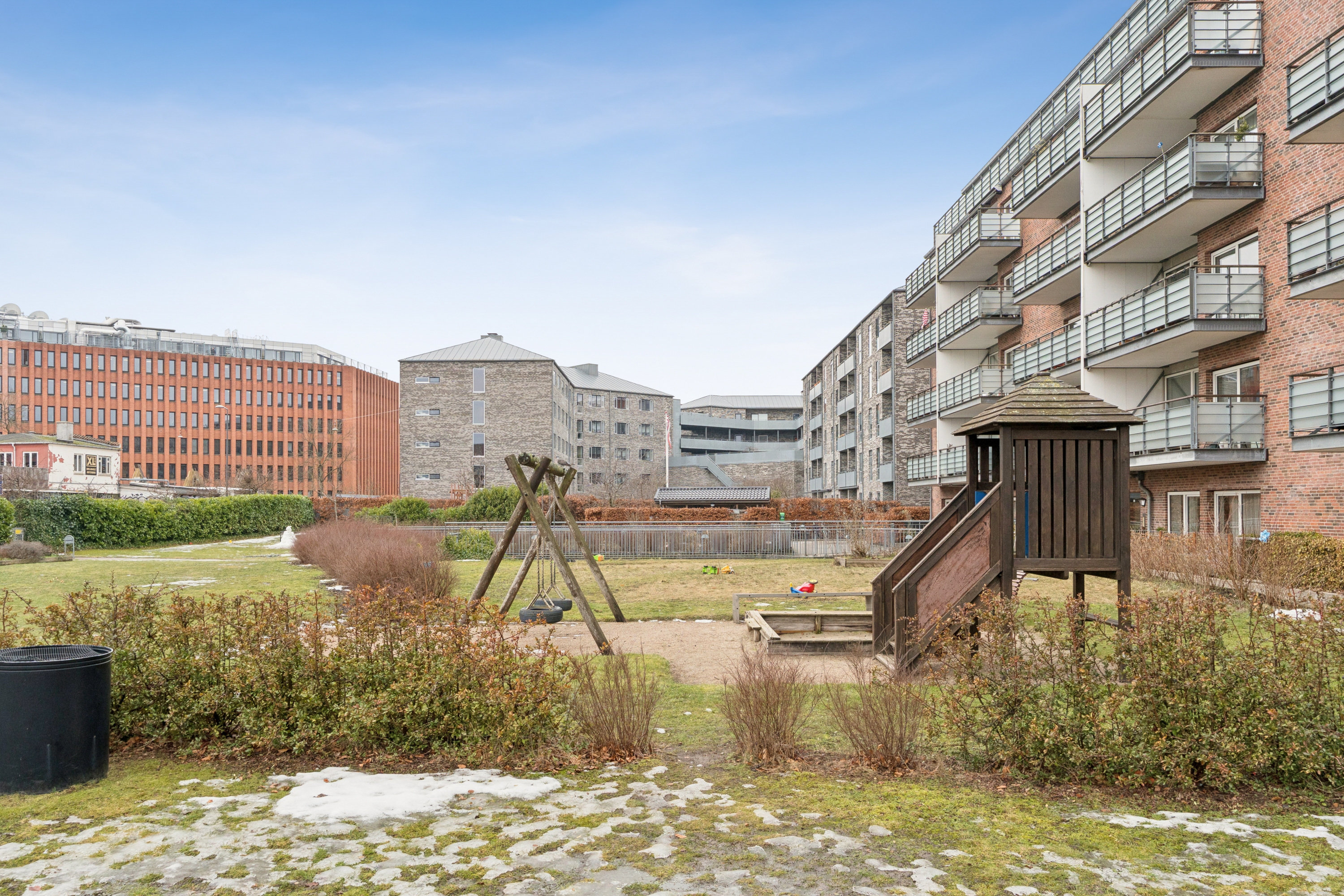 Fremhævet andet billede i fuldskærmstilstand. Billede af Venøgade 24, 3. tv., 2100 København Ø