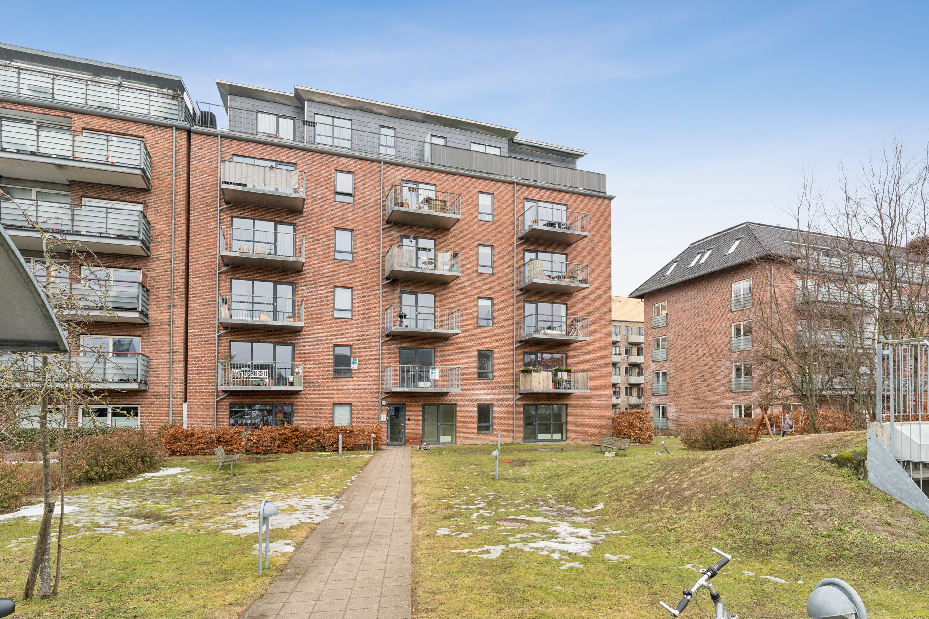 Fremhævet andet billede i fuldskærmstilstand. Billede af Venøgade 24, 3. tv., 2100 København Ø