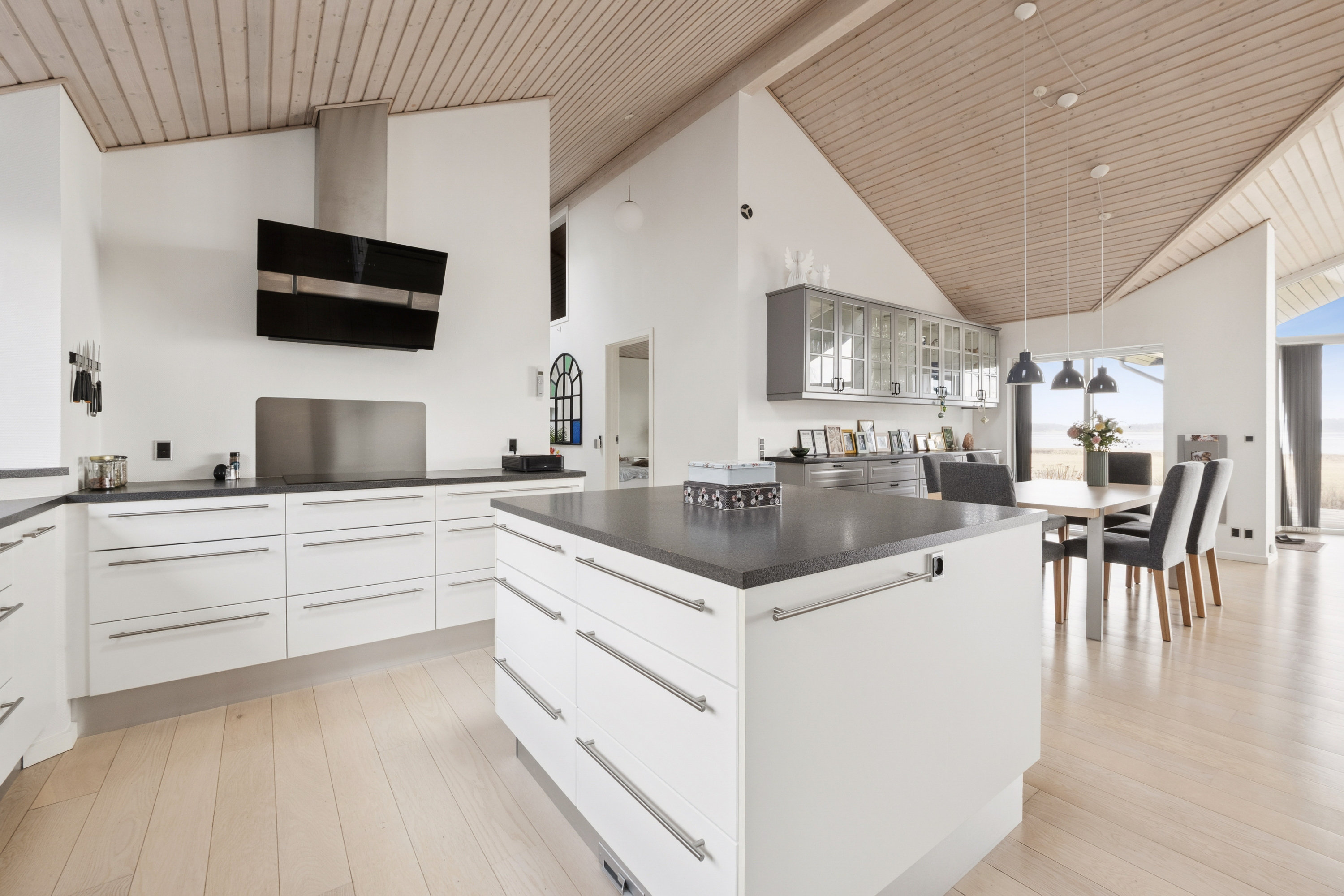 Fremhævet køkken billede i fuldskærmstilstand. Billede af Hejrevej 36, Strandet, 7840 Højslev