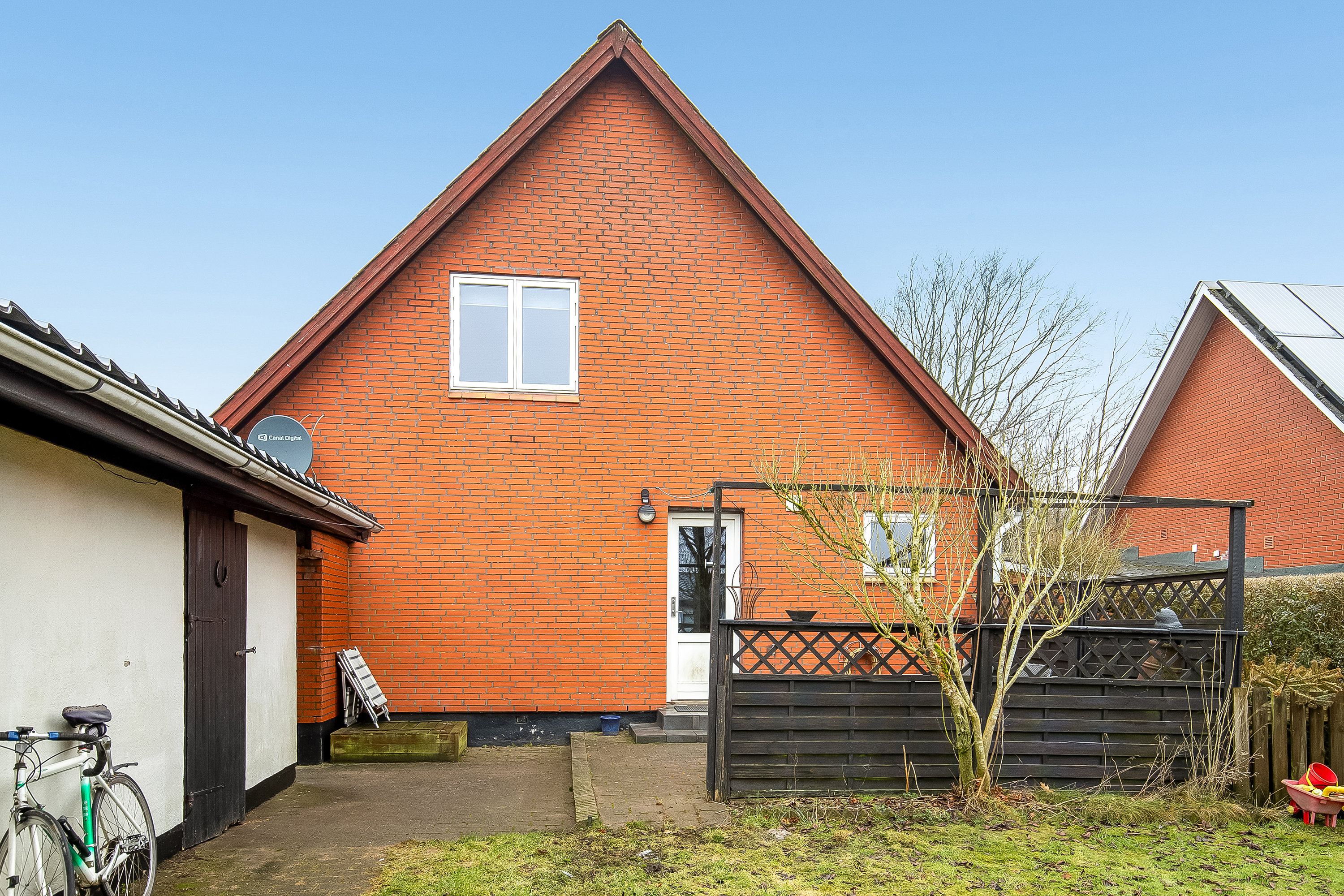 Fremhævet ejendommen billede i fuldskærmstilstand. Billede af Almind Østergade 16, 6051 Almind