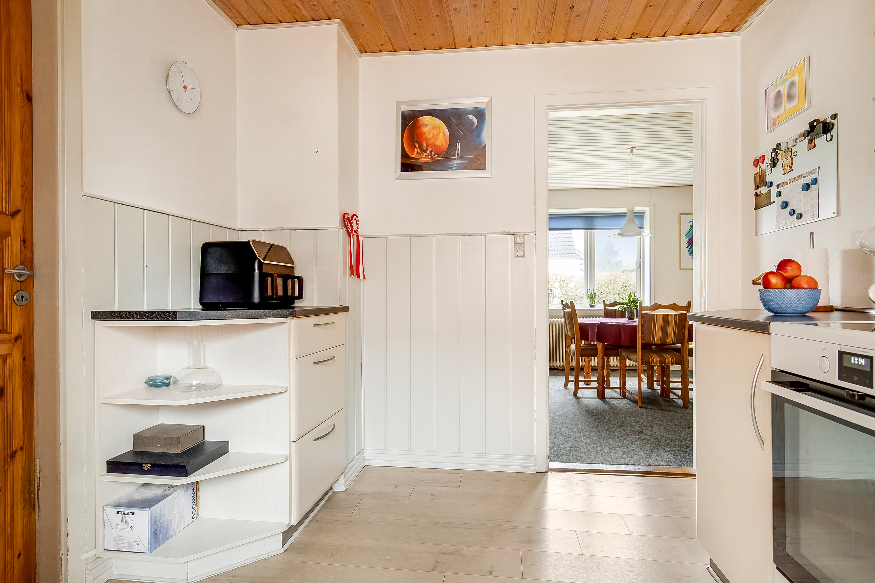 Fremhævet køkken billede i fuldskærmstilstand. Billede af Almind Østergade 16, 6051 Almind