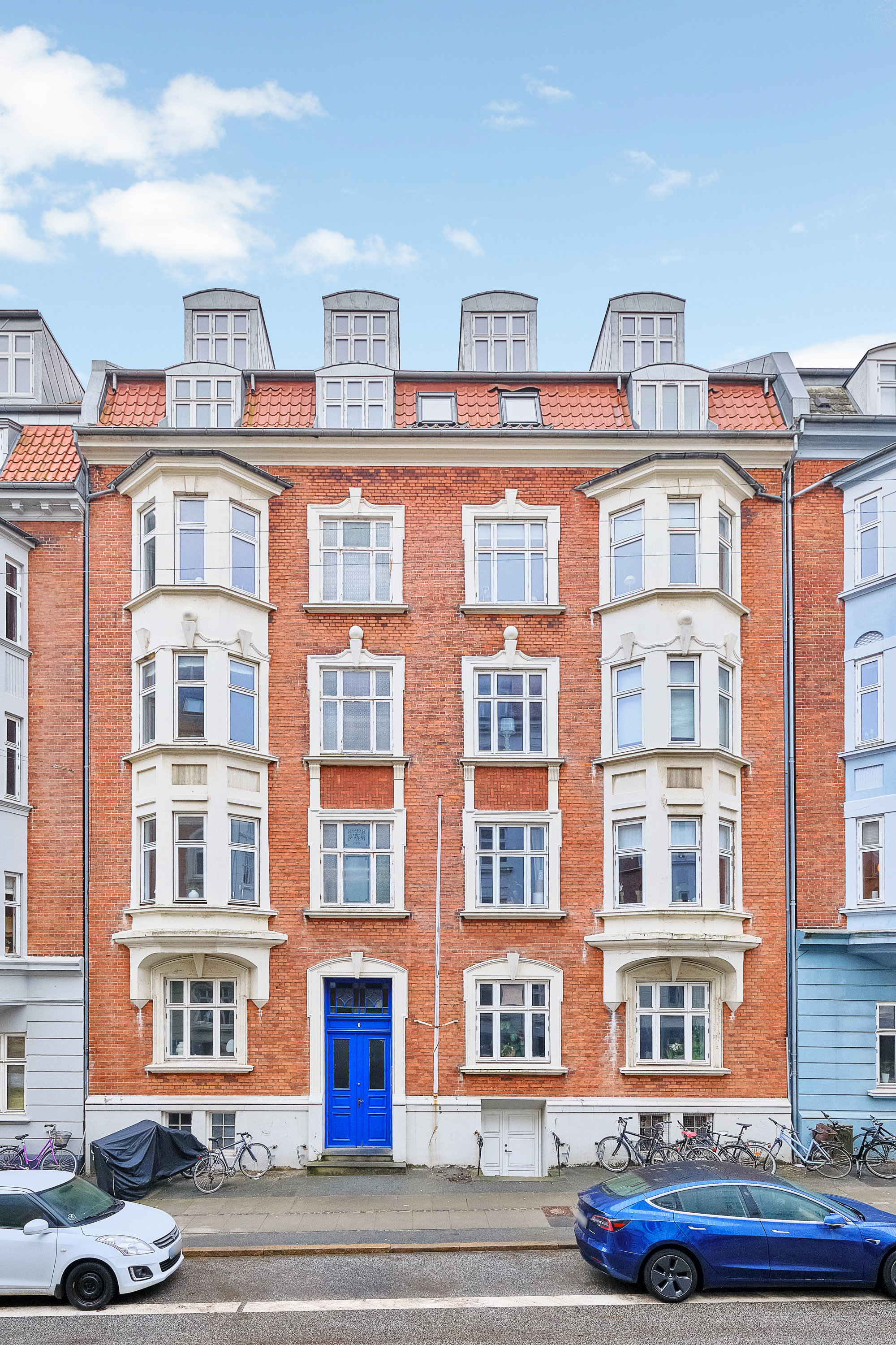 Fremhævet facade billede i fuldskærmstilstand. Billede af J. Michaelsens Gade 6, 4. tv., 8000 Aarhus C