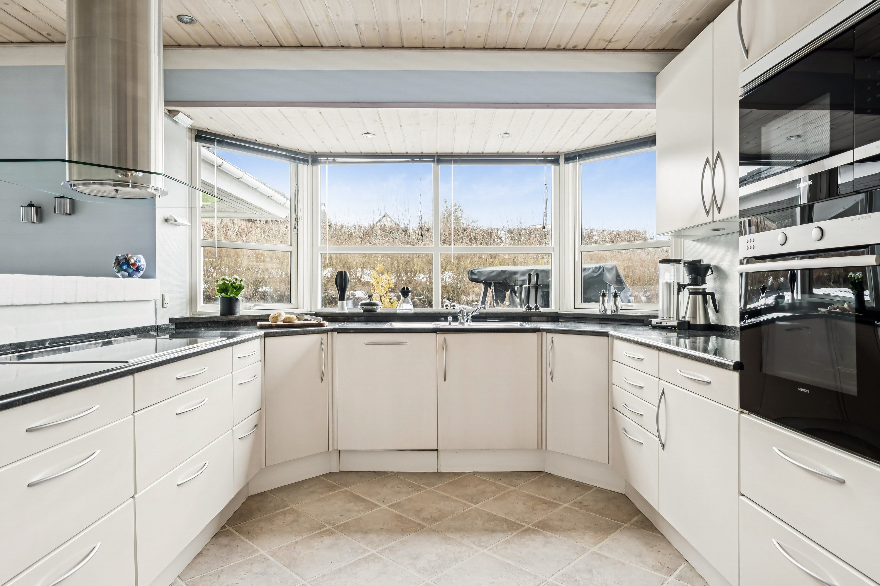 Fremhævet køkken billede i fuldskærmstilstand. Billede af Mosevej 14, Ejby, 4623 Lille Skensved