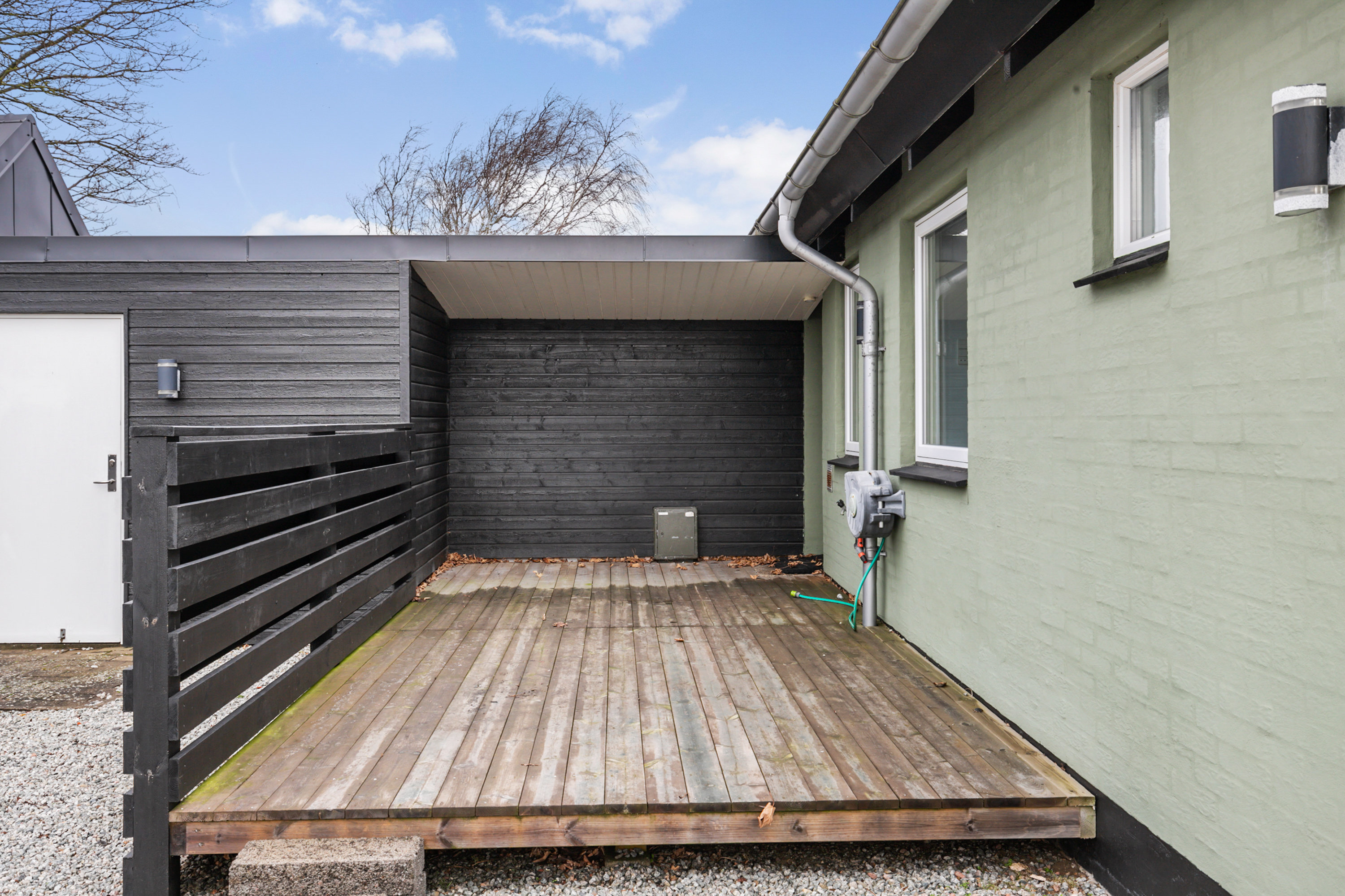 Fremhævet terrasse billede i fuldskærmstilstand. Billede af Skolevej 32, 9490 Pandrup