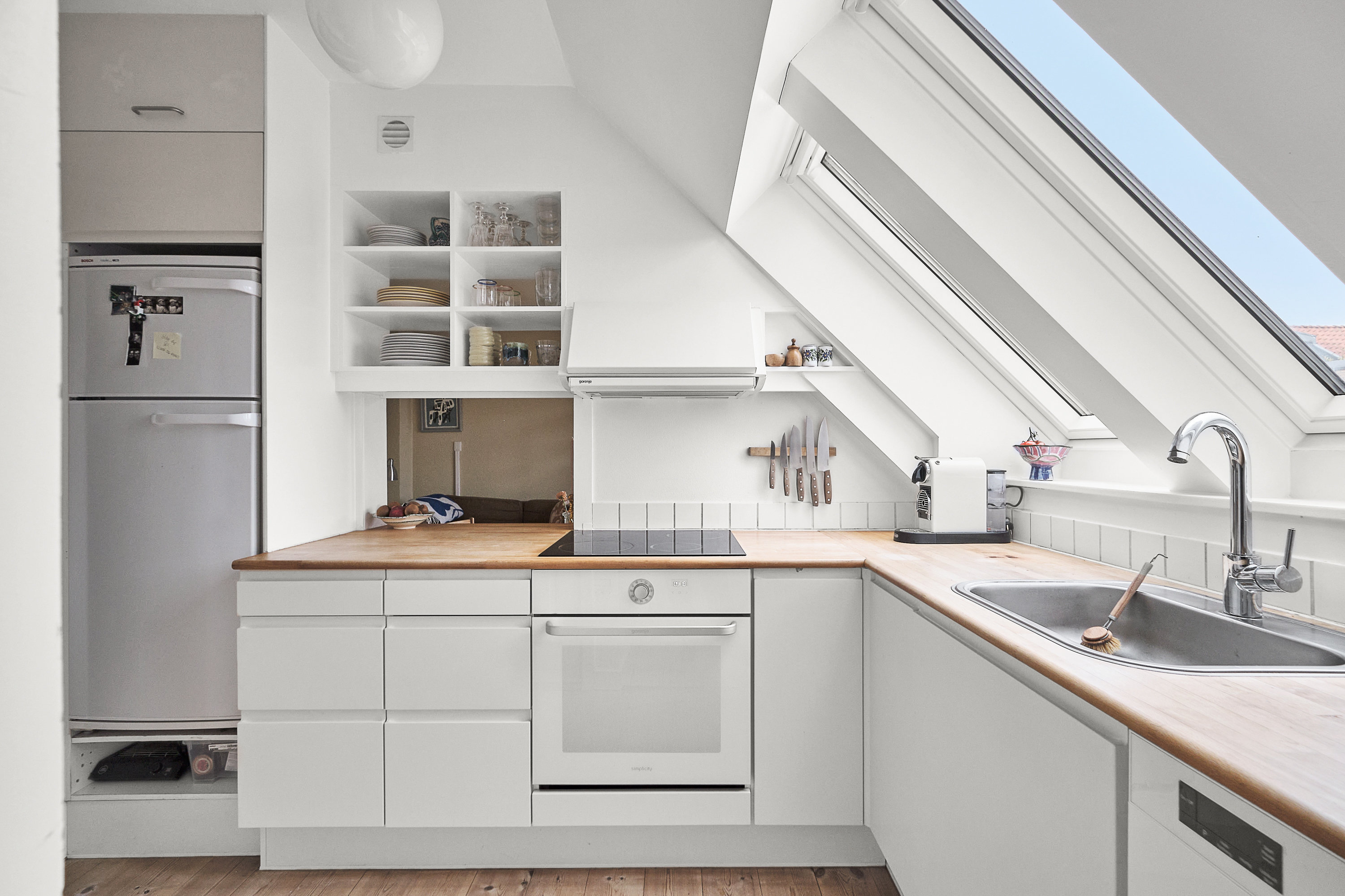 Fremhævet køkken billede i fuldskærmstilstand. Billede af J. Michaelsens Gade 6, 4. tv., 8000 Aarhus C