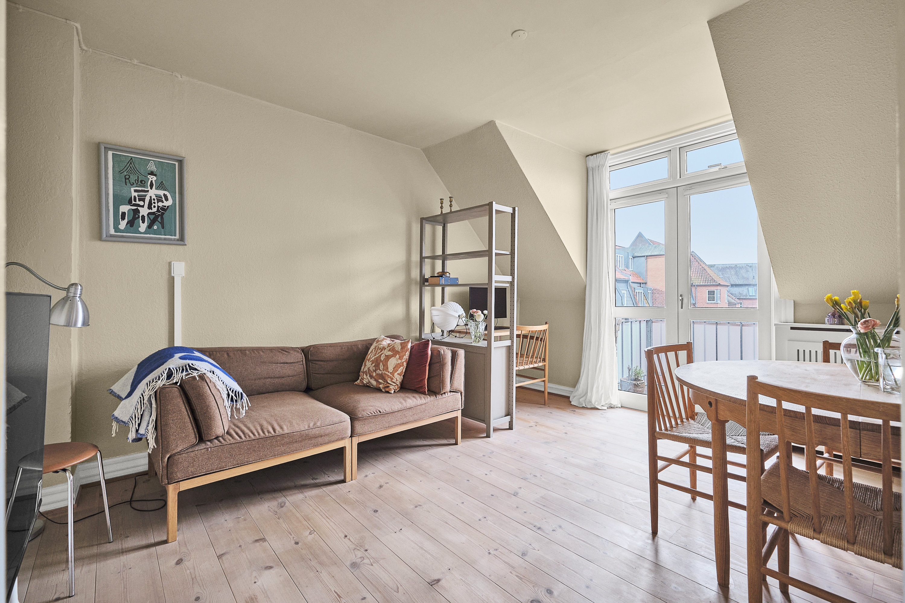 Fremhævet stue billede i fuldskærmstilstand. Billede af J. Michaelsens Gade 6, 4. tv., 8000 Aarhus C