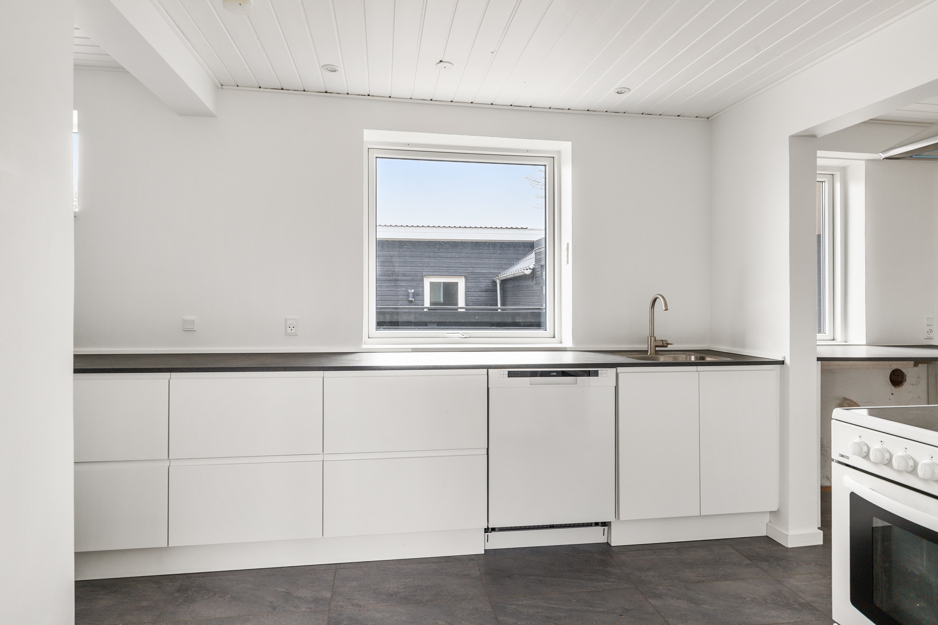 Fremhævet køkken billede i fuldskærmstilstand. Billede af Skolevej 32, 9490 Pandrup