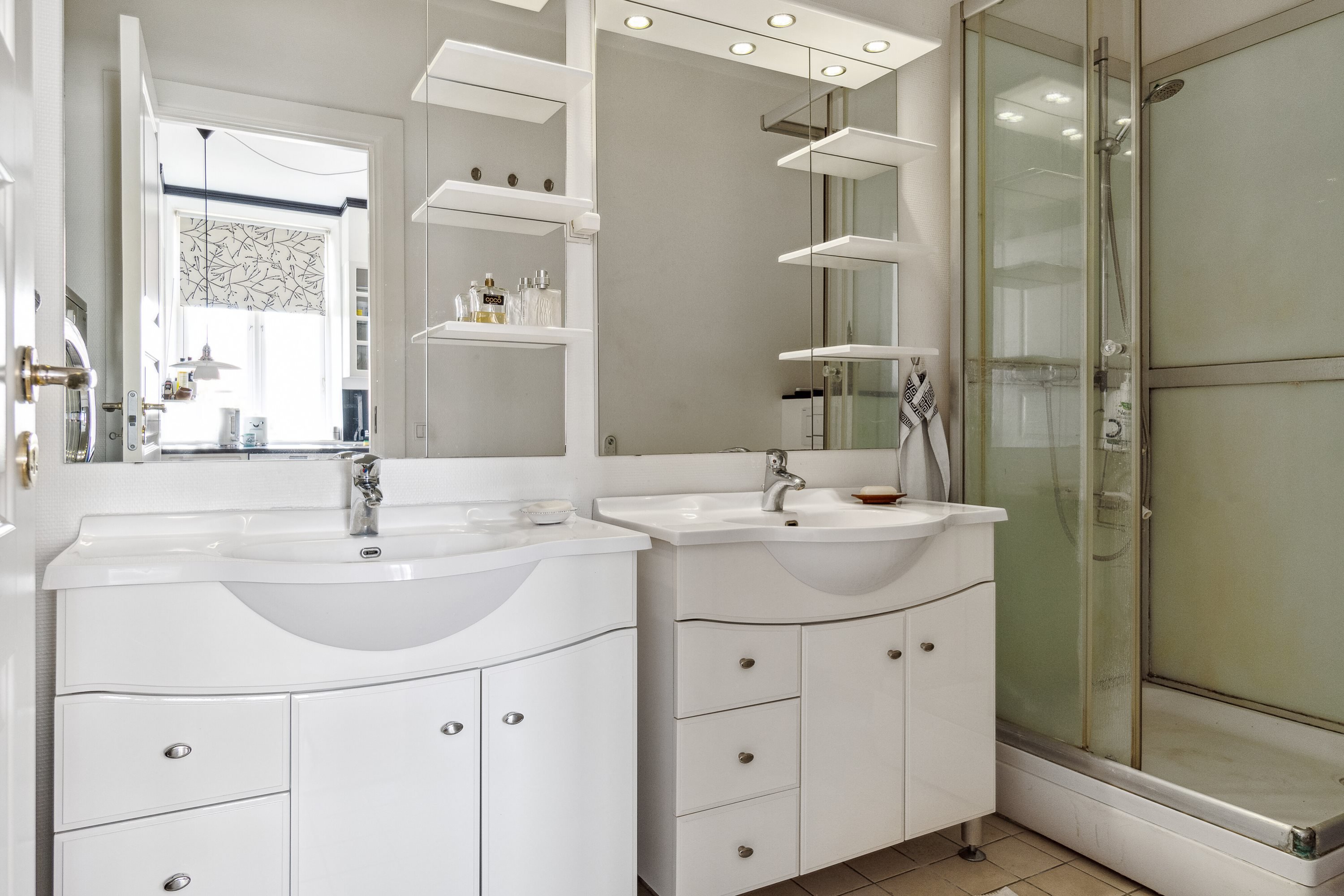 Fremhævet  billede i fuldskærmstilstand. Billede af Solens Plads 25B, 1. th., 4220 Korsør