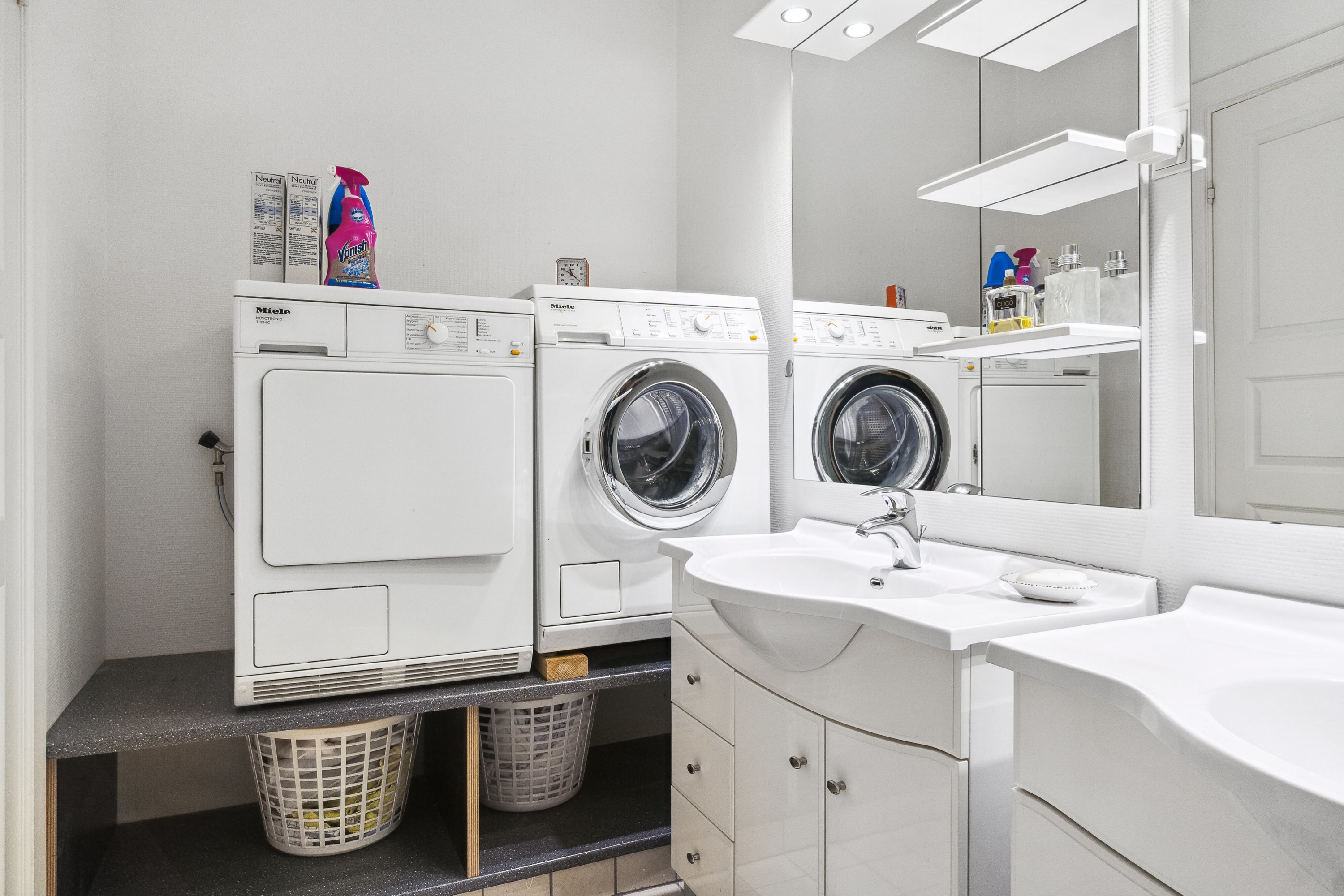 Fremhævet  billede i fuldskærmstilstand. Billede af Solens Plads 25B, 1. th., 4220 Korsør