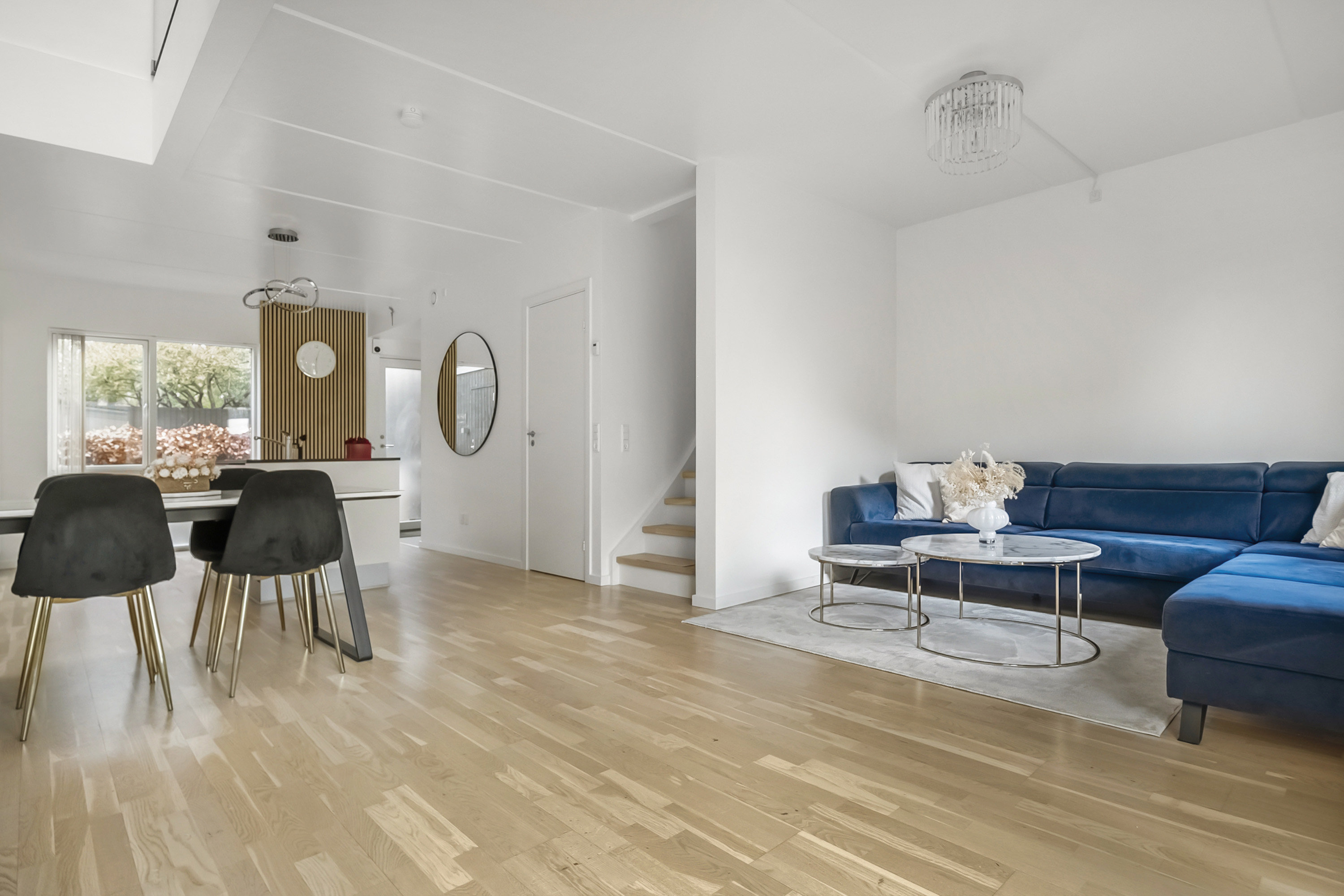 Fremhævet stue billede i fuldskærmstilstand. Billede af Elmetoften 1G, 8361 Hasselager