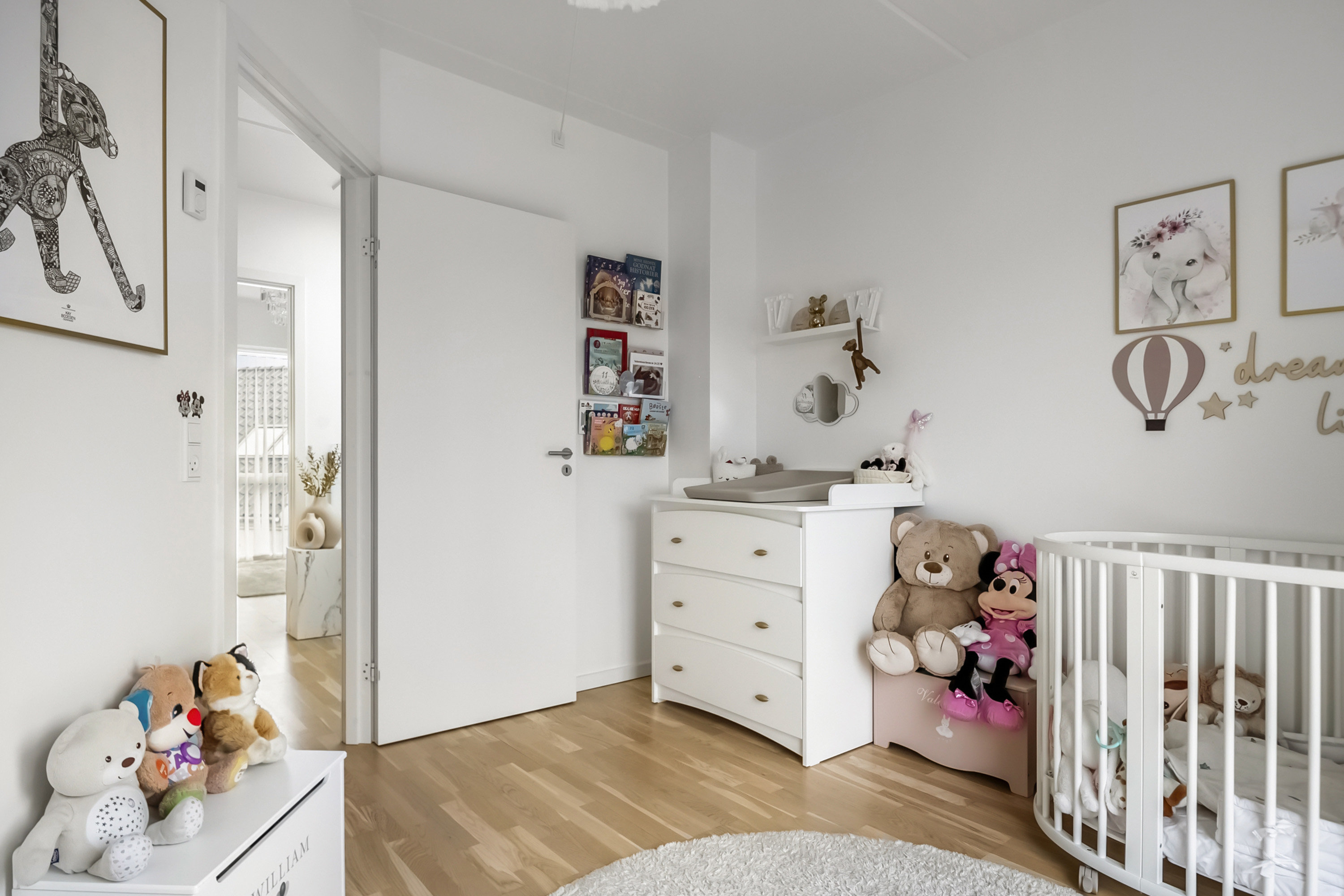 Fremhævet soveværelse billede i fuldskærmstilstand. Billede af Elmetoften 1G, 8361 Hasselager