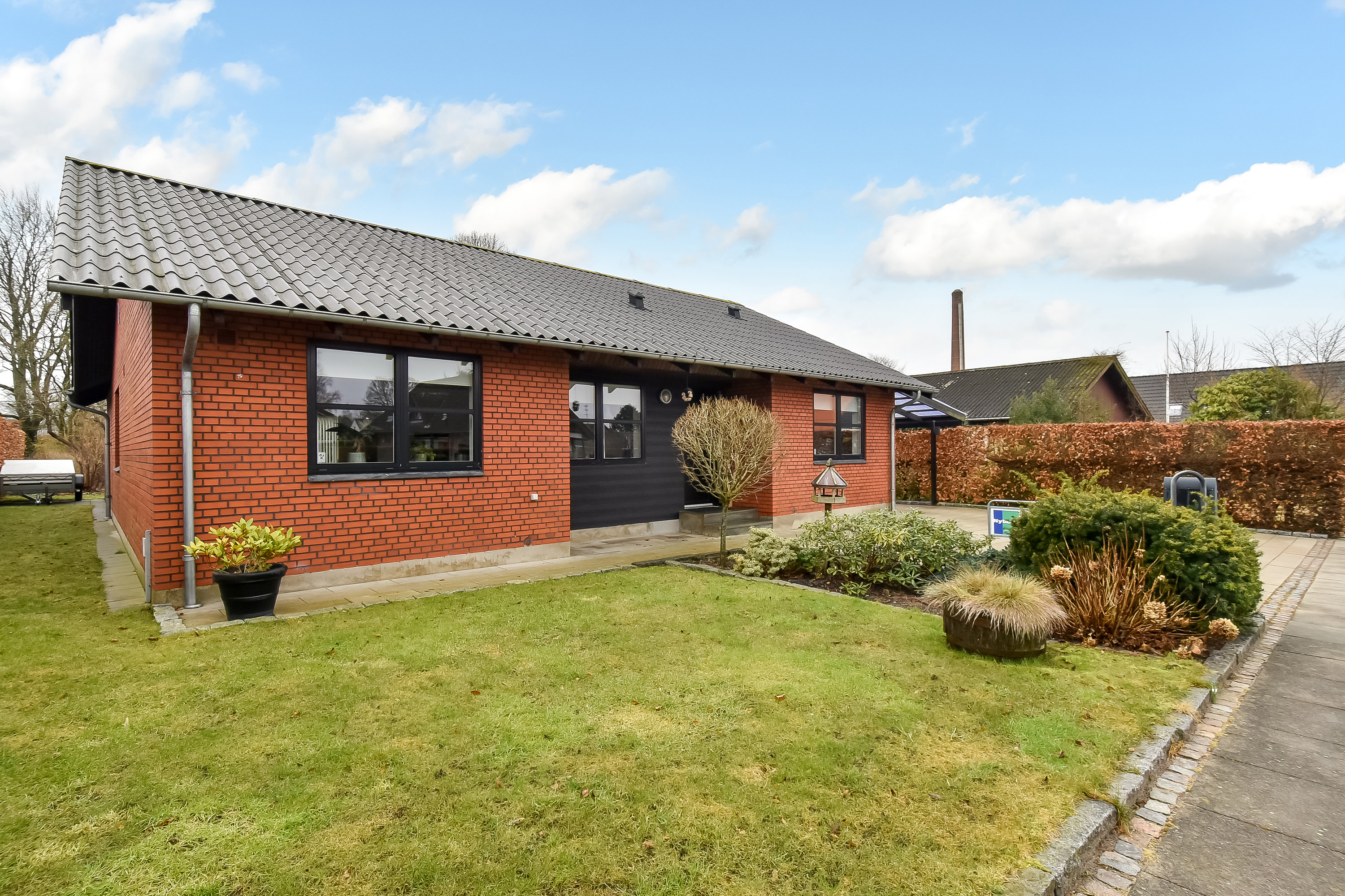 Fremhævet ejendommen billede i fuldskærmstilstand. Billede af Grønnegade 6, 6933 Kibæk