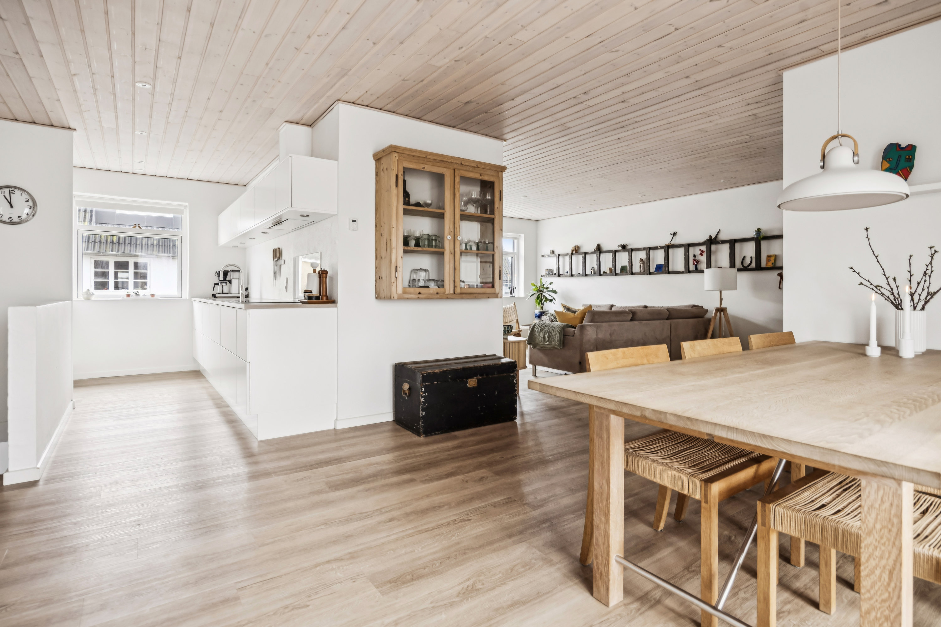 Fremhævet stue billede i fuldskærmstilstand. Billede af Højvangsvej 62, 9400 Nørresundby