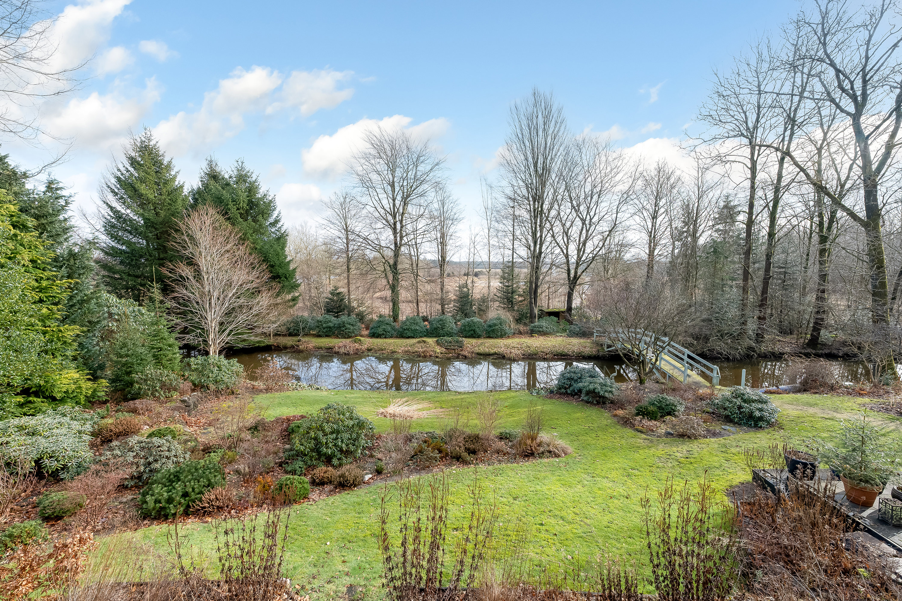 Fremhævet have billede i fuldskærmstilstand. Billede af Skjernvej 121, Skarrild, 6933 Kibæk