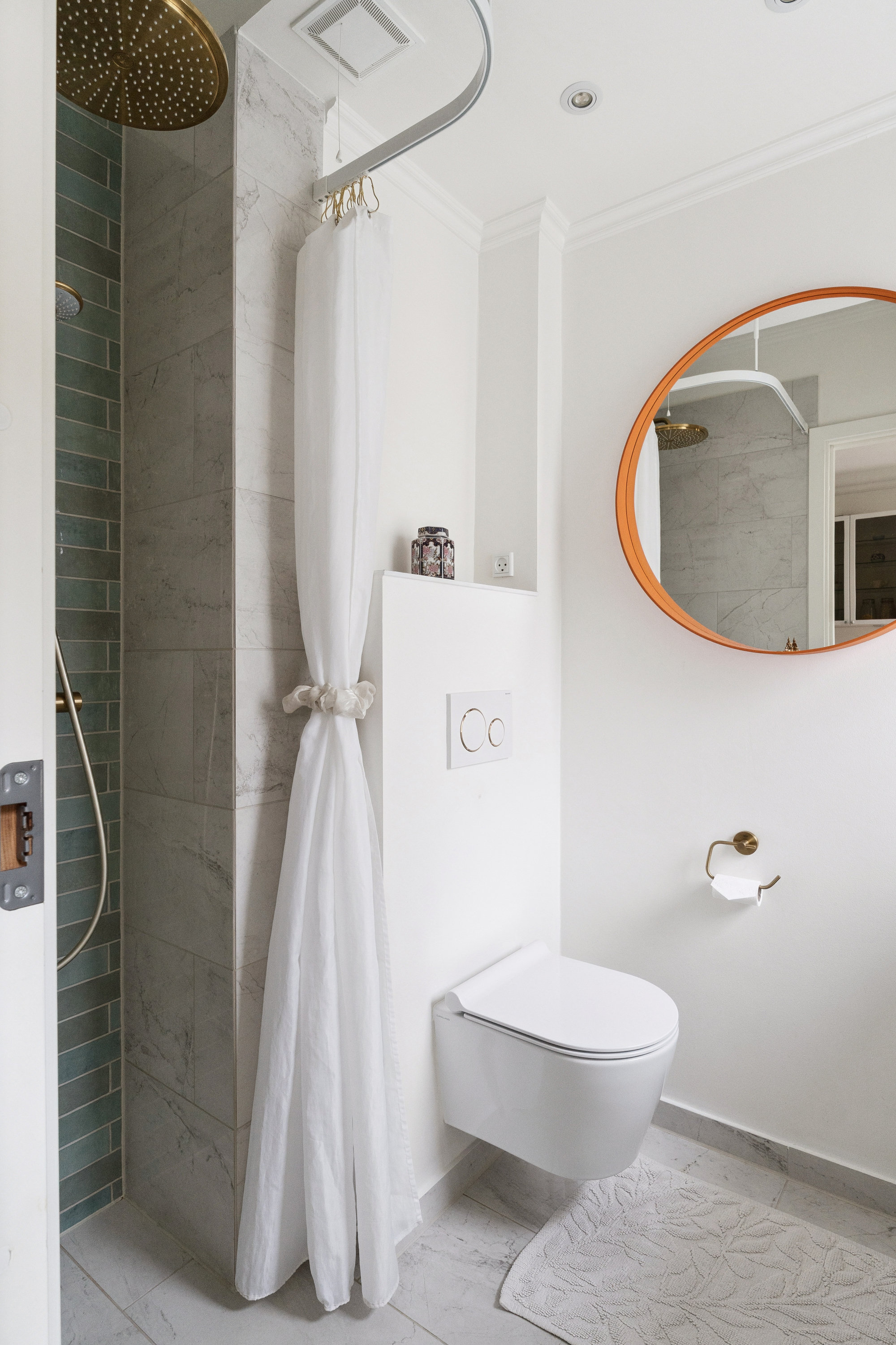 Fremhævet badeværelse billede i fuldskærmstilstand. Billede af Rosenvængets Allé 17A, st.., 2100 København Ø