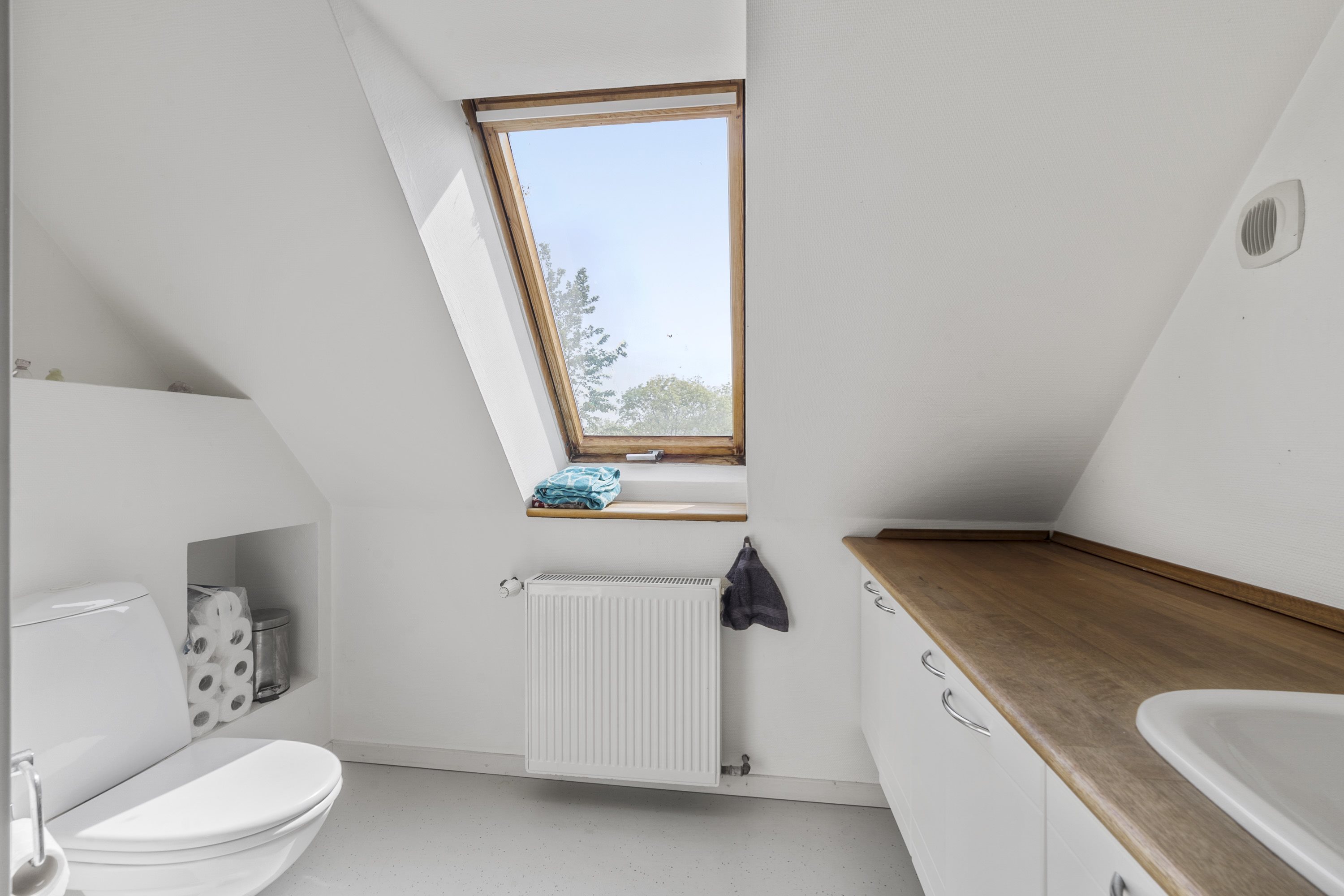 Fremhævet  billede i fuldskærmstilstand. Billede af Kongshusvej 590, Torrild, 8300 Odder