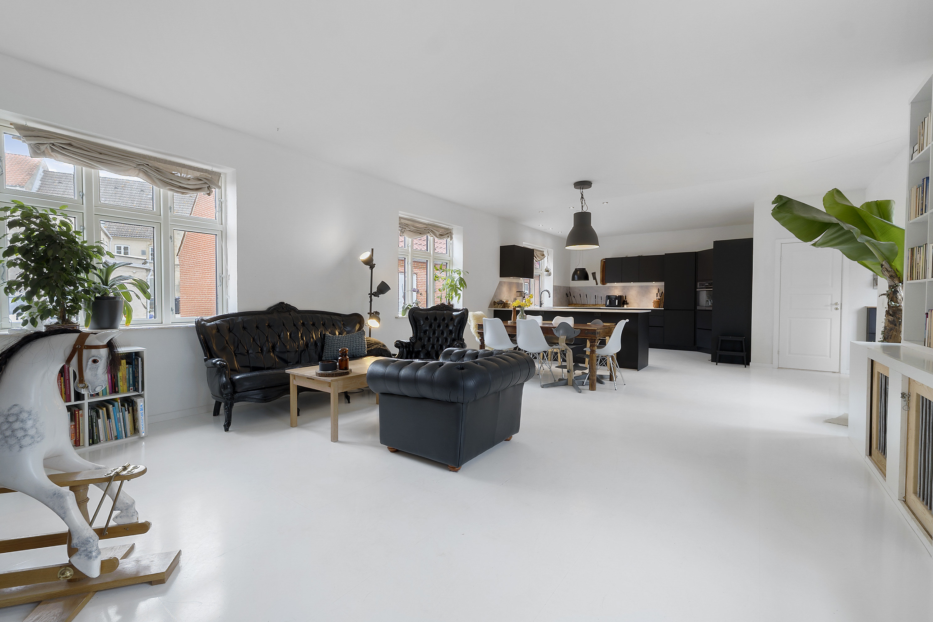 Fremhævet stue billede i fuldskærmstilstand. Billede af Baggade 15, 4220 Korsør