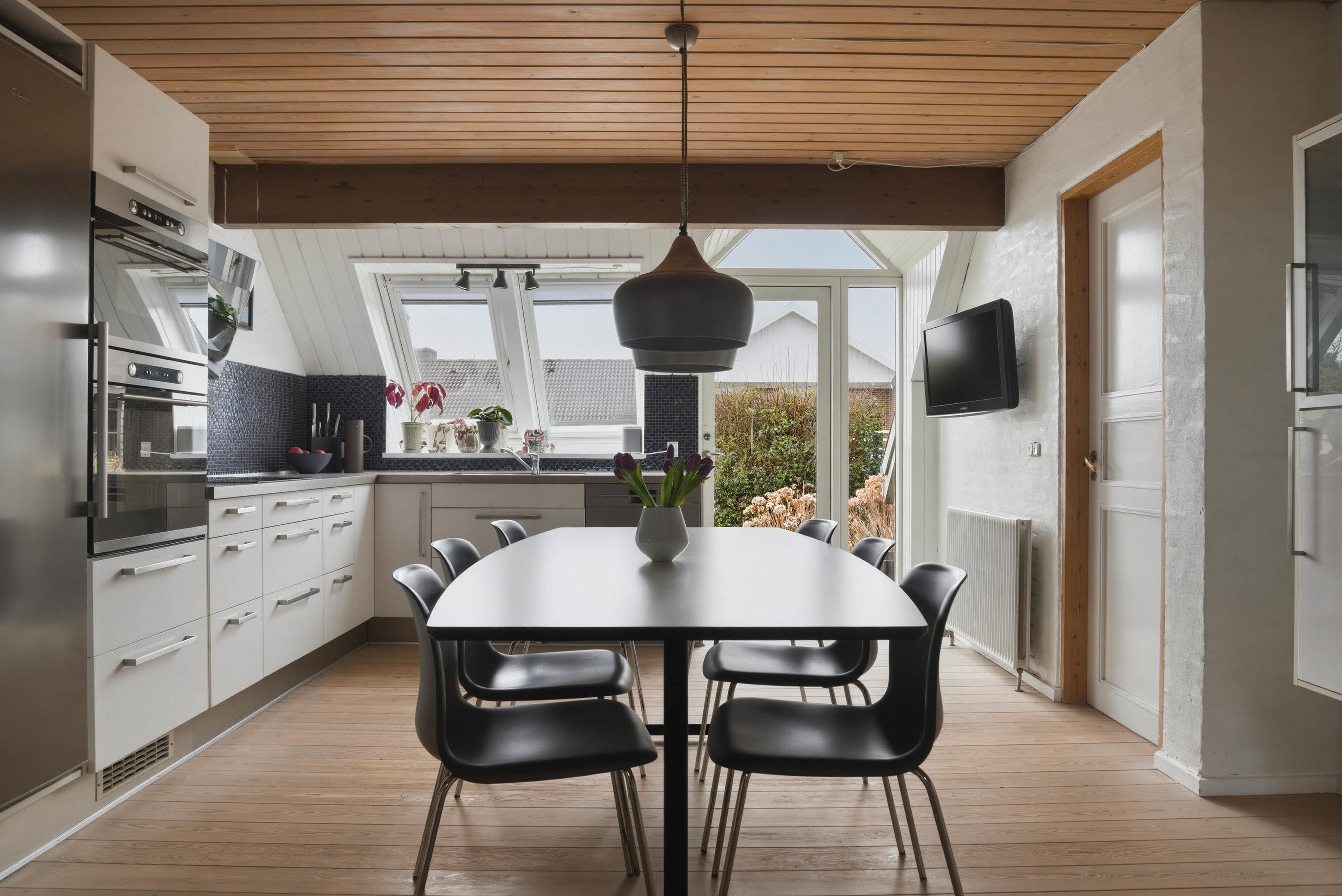 Fremhævet køkken alrum billede i fuldskærmstilstand. Billede af Bisgårdvej 39, Hvam, 7500 Holstebro