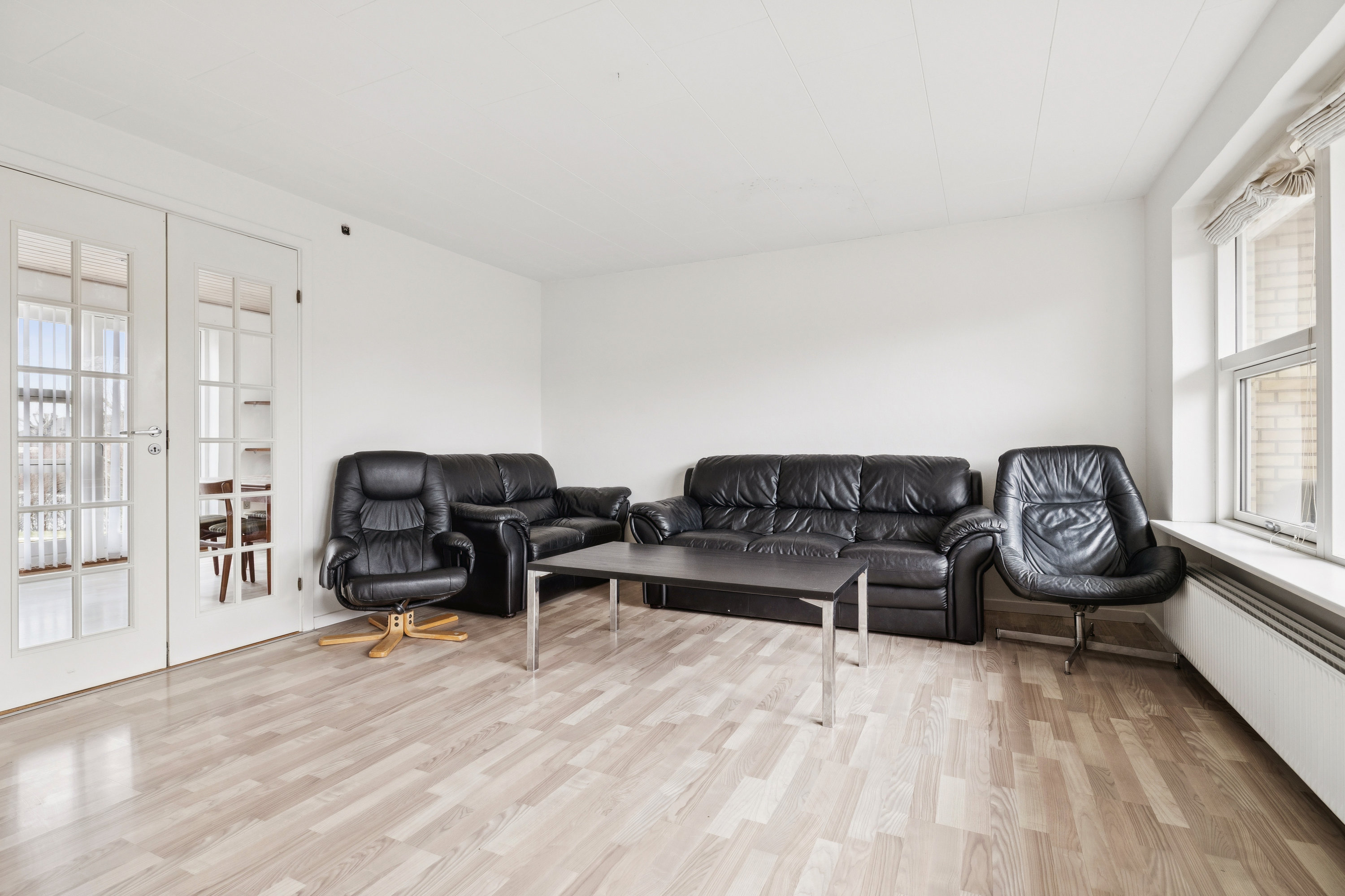 Fremhævet stue billede i fuldskærmstilstand. Billede af Ribesvej 7, Hørby, 9500 Hobro