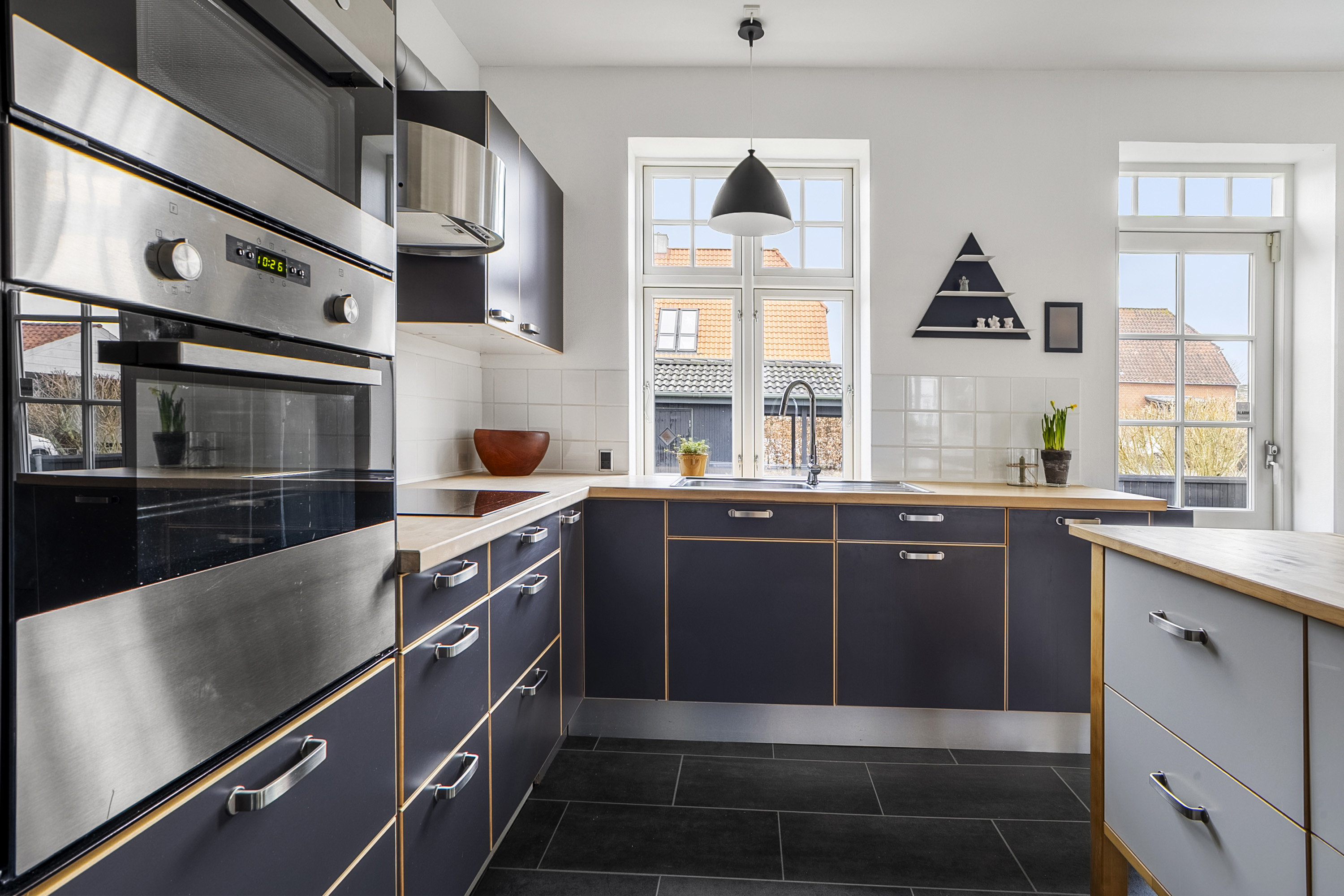 Fremhævet køkken billede i fuldskærmstilstand. Billede af Aabenraavej 33, 6100 Haderslev