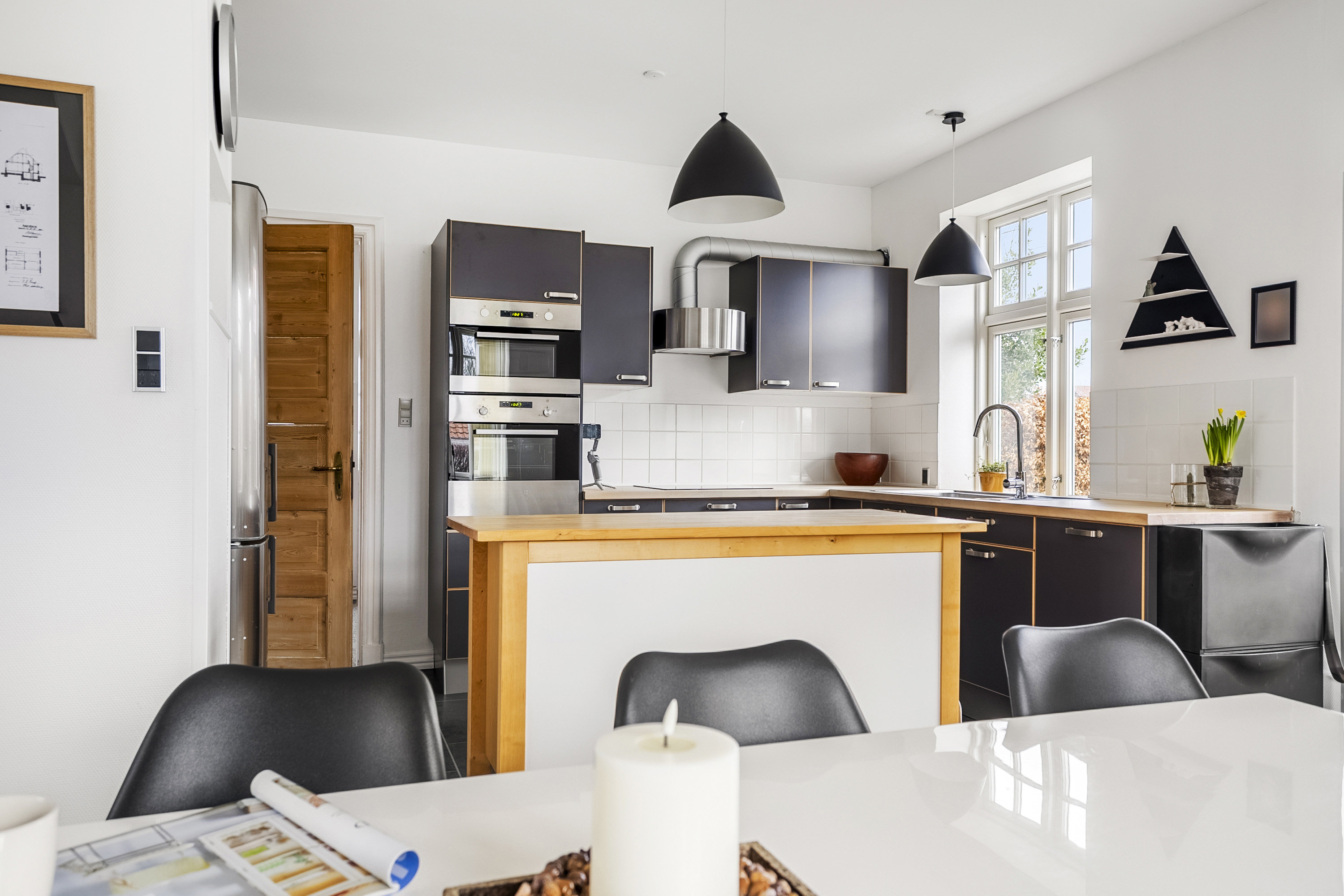 Fremhævet køkken billede i fuldskærmstilstand. Billede af Aabenraavej 33, 6100 Haderslev