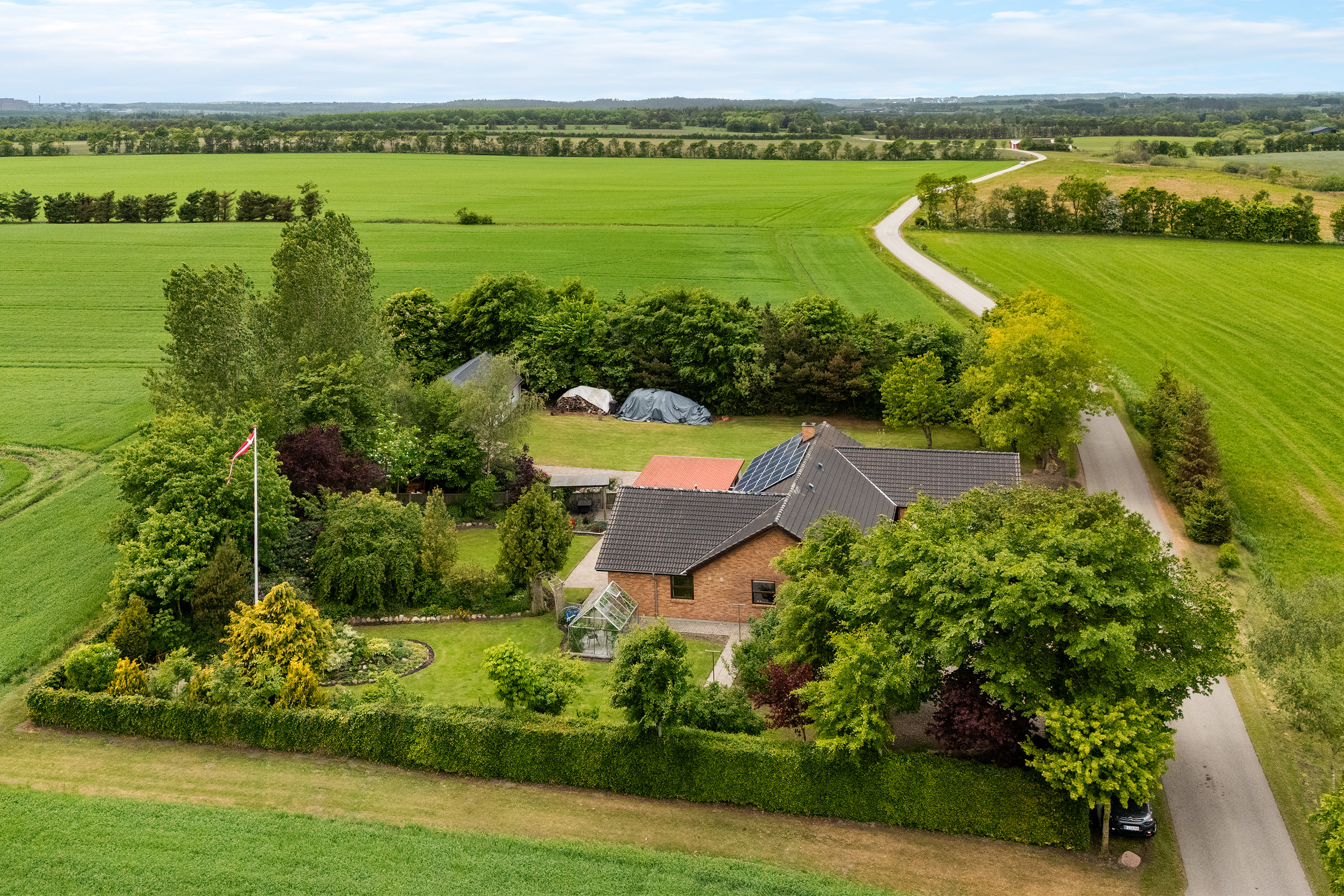 Fremhævet luftfoto billede i fuldskærmstilstand. Billede af Skærbækvej 4, Vium Øst, 6920 Videbæk