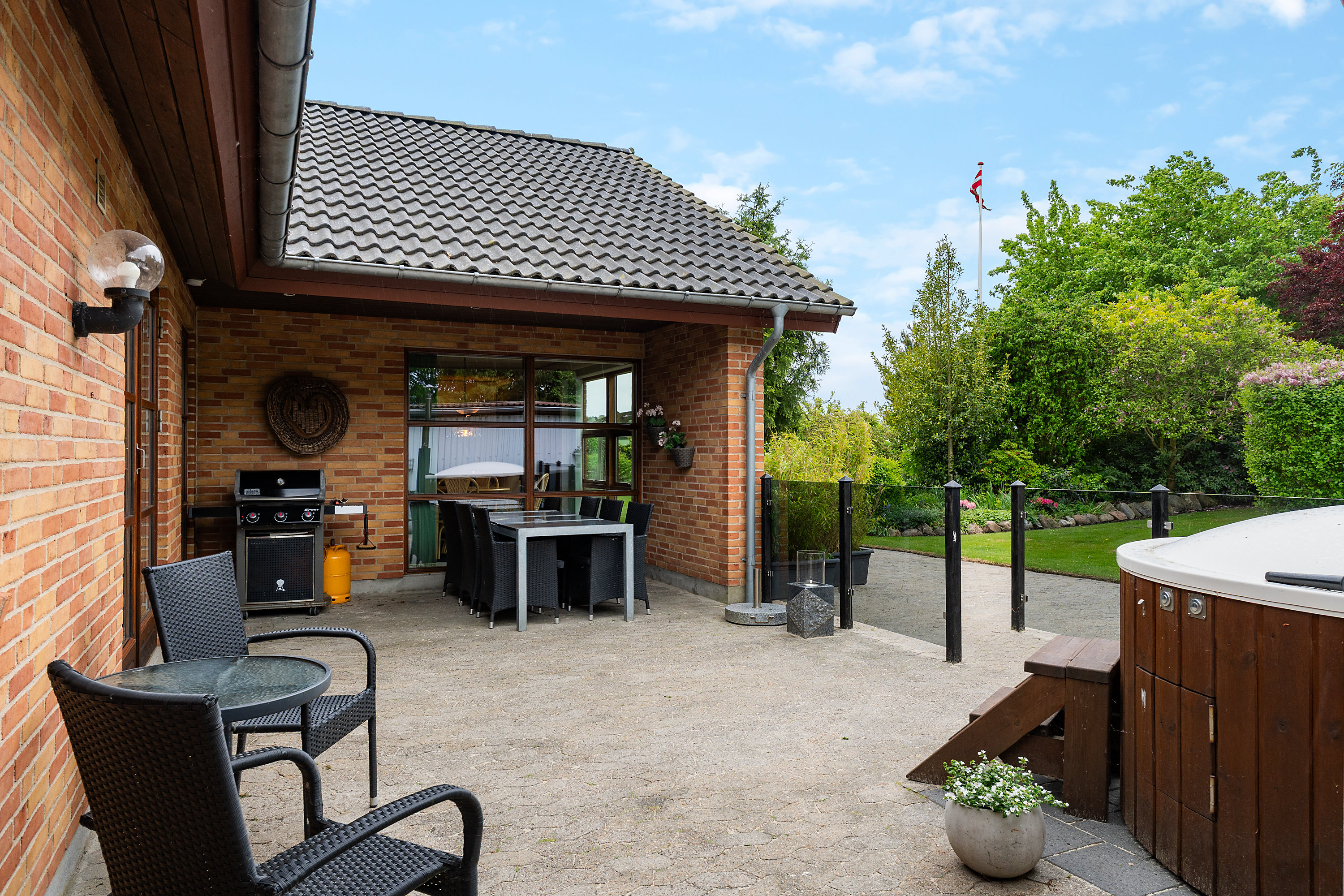 Fremhævet terrasse billede i fuldskærmstilstand. Billede af Skærbækvej 4, Vium Øst, 6920 Videbæk