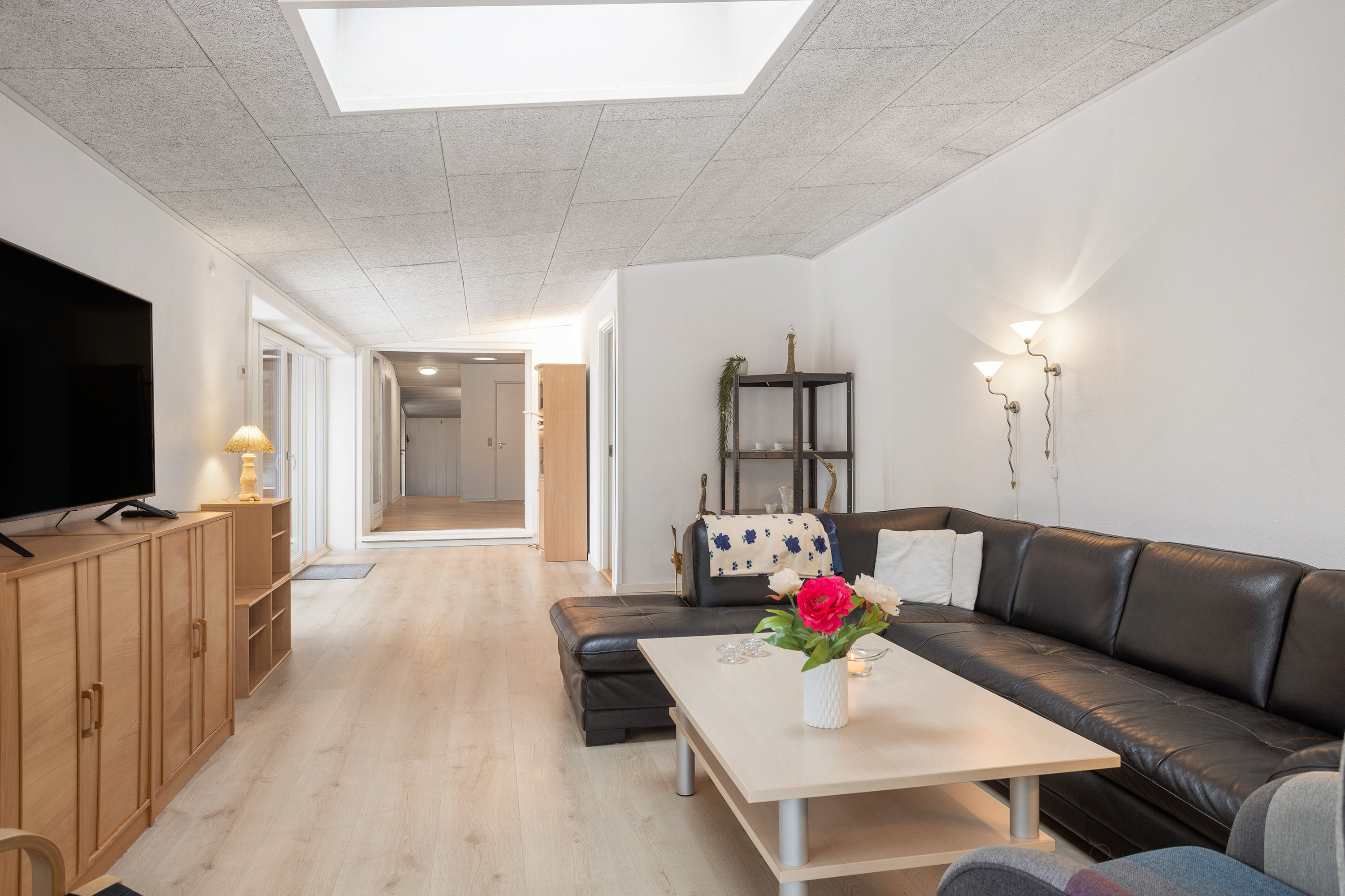 Fremhævet stue billede i fuldskærmstilstand. Billede af Slåenvej 10, Sulbæk, 9900 Frederikshavn