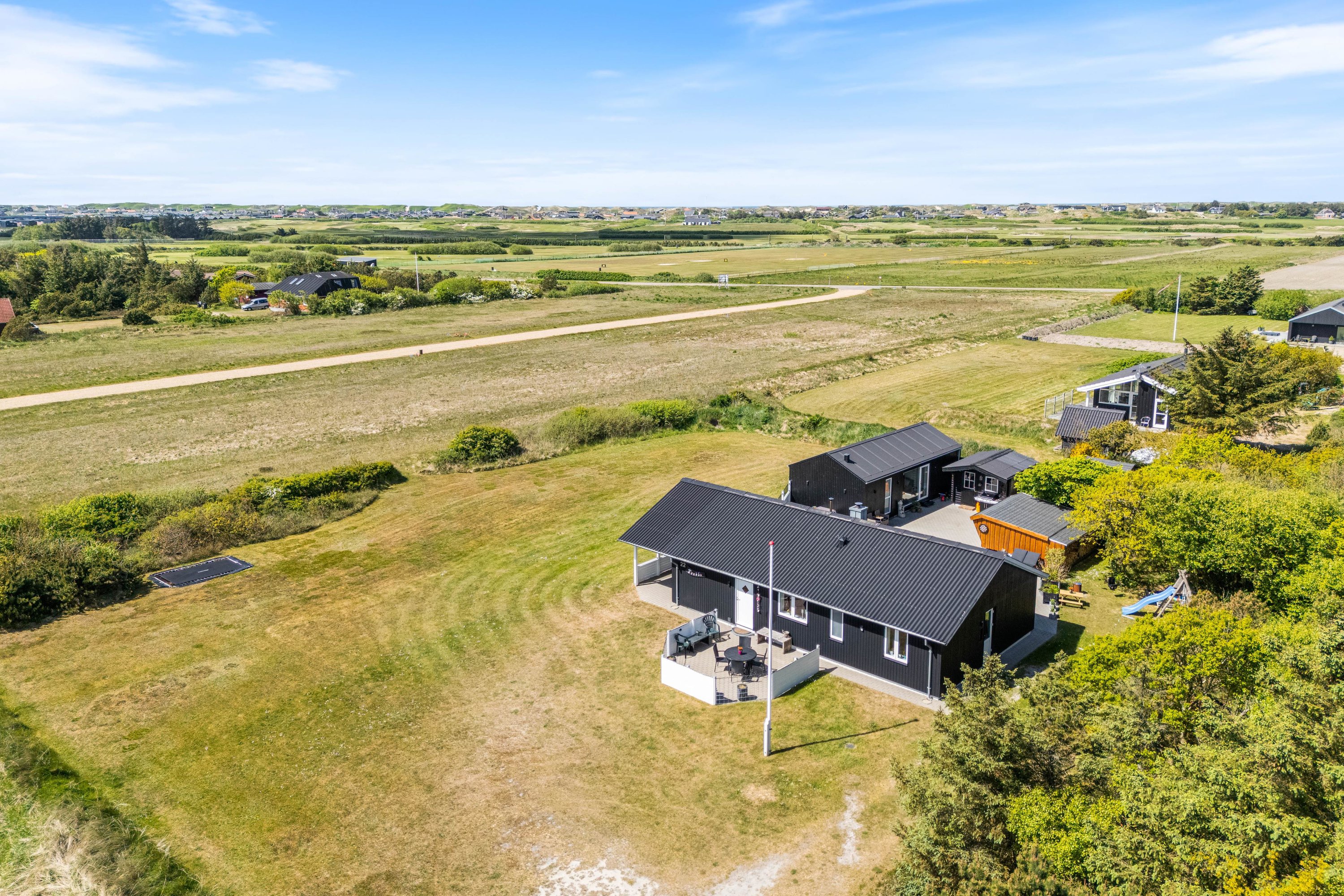 Fremhævet  billede i fuldskærmstilstand. Billede af Rørsangervej 22, Lodbj Hede, 6950 Ringkøbing