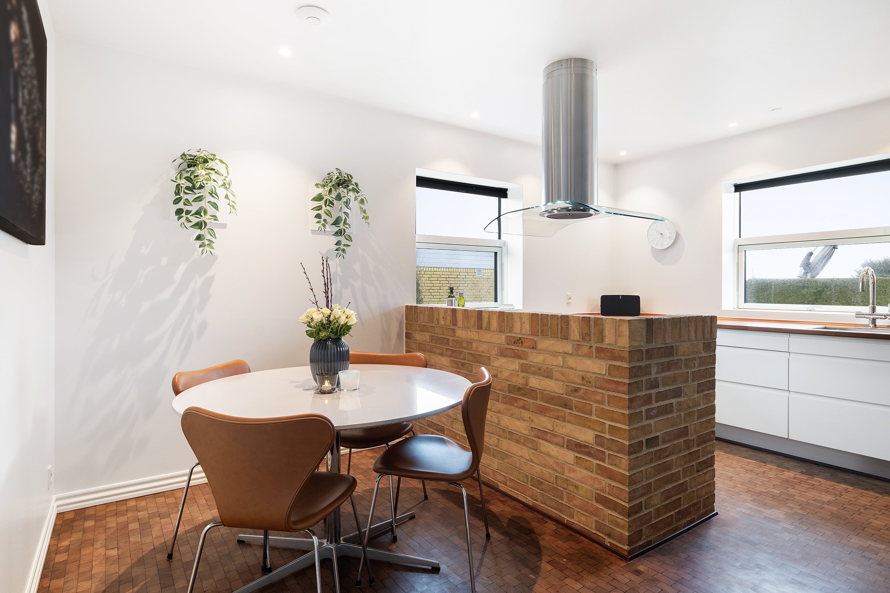 Fremhævet  billede i fuldskærmstilstand. Billede af Gåsebakken 10, Ugelbølle, 8410 Rønde