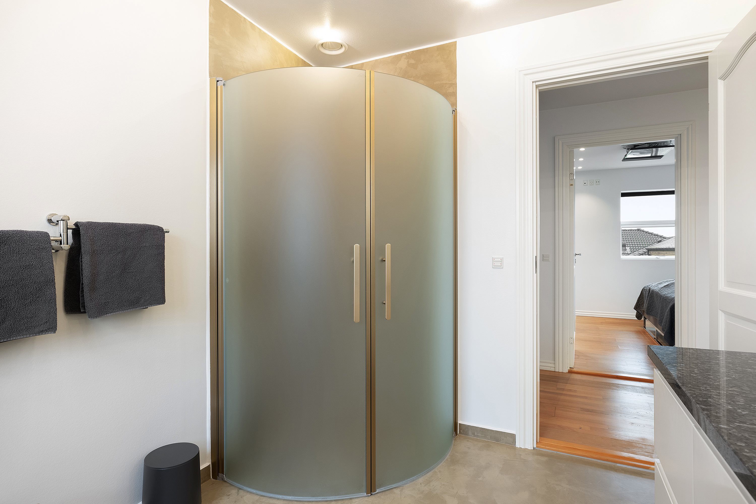 Fremhævet  billede i fuldskærmstilstand. Billede af Gåsebakken 10, Ugelbølle, 8410 Rønde