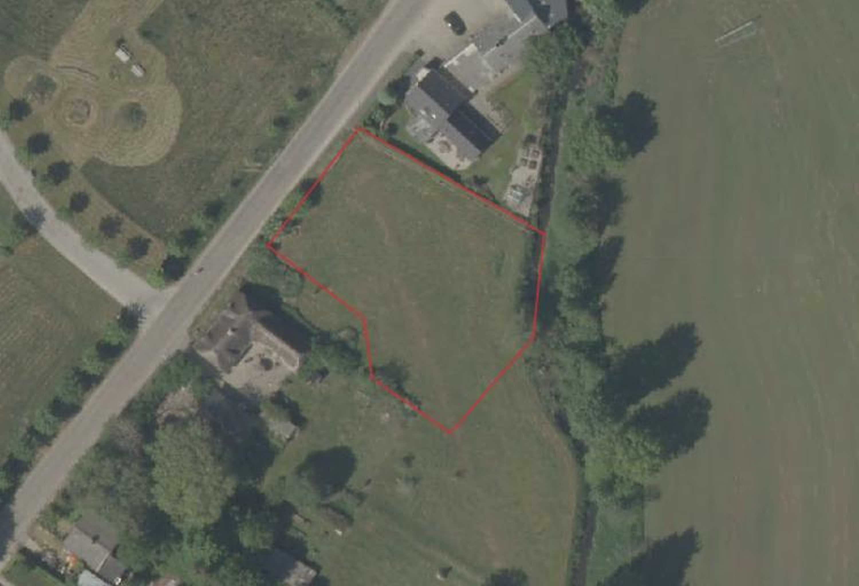 Fremhævet grund billede i fuldskærmstilstand. Billede af Varmarkvej 27, 6092 Sønder Stenderup