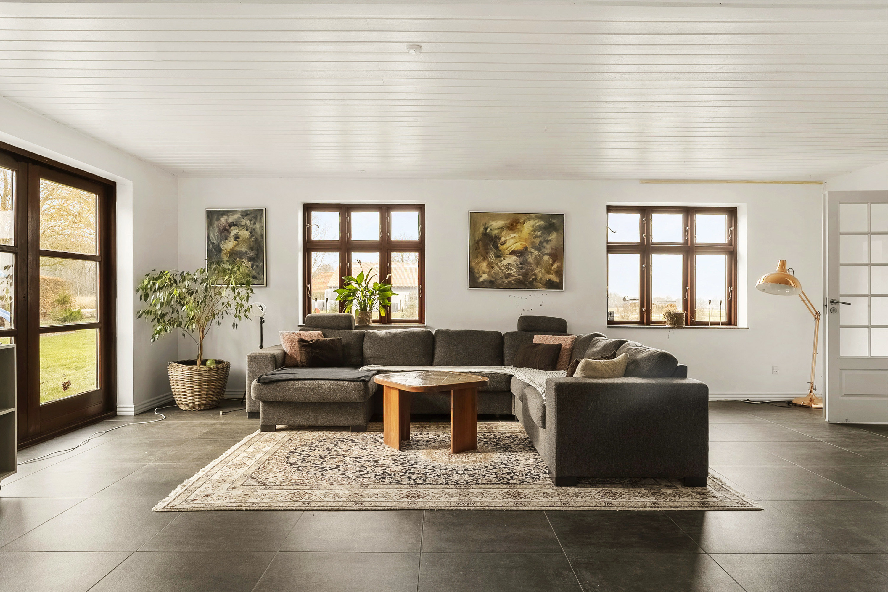 Fremhævet stue billede i fuldskærmstilstand. Billede af Nordmarksvej 7, Glud, 7130 Juelsminde