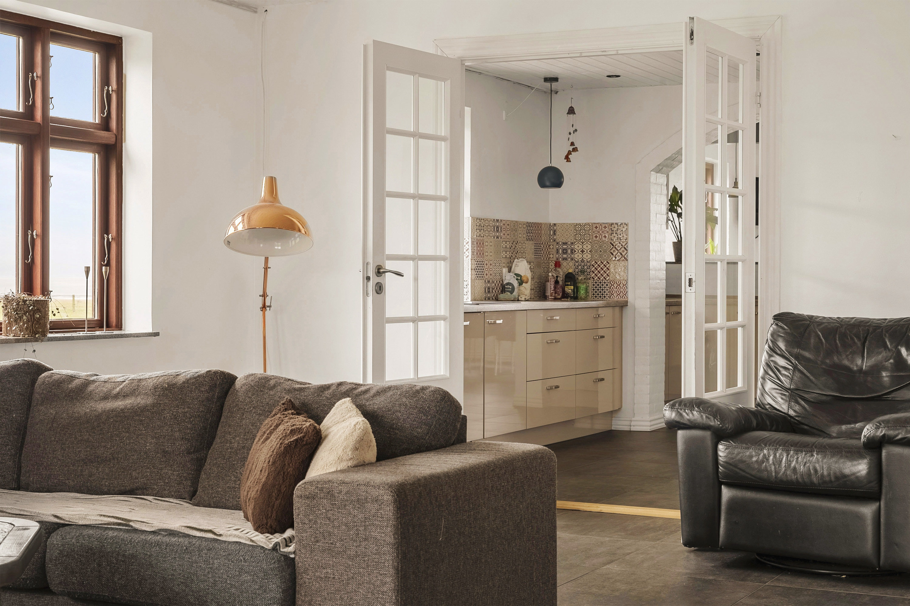 Fremhævet stue billede i fuldskærmstilstand. Billede af Nordmarksvej 7, Glud, 7130 Juelsminde