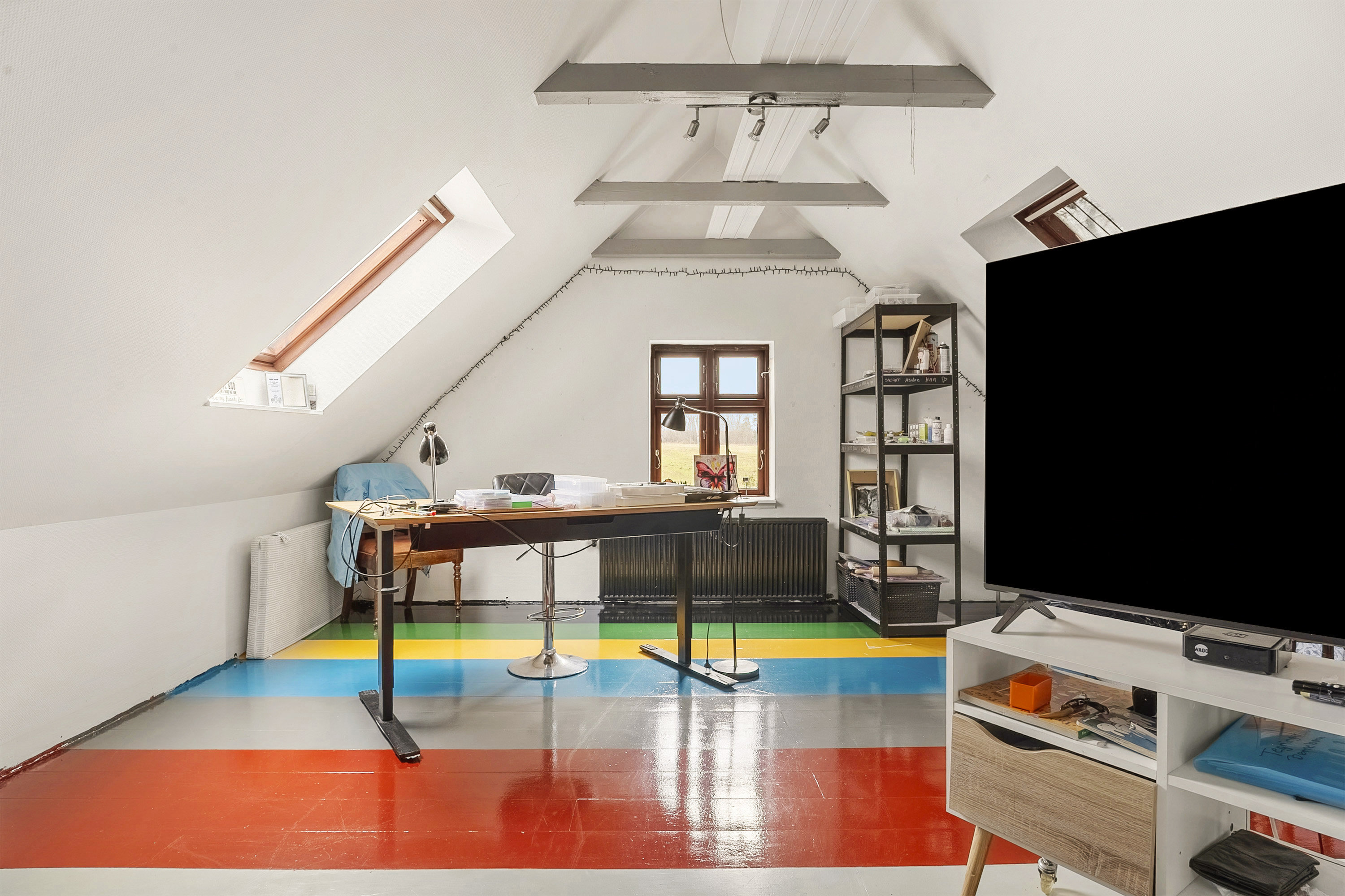 Fremhævet kontor billede i fuldskærmstilstand. Billede af Nordmarksvej 7, Glud, 7130 Juelsminde