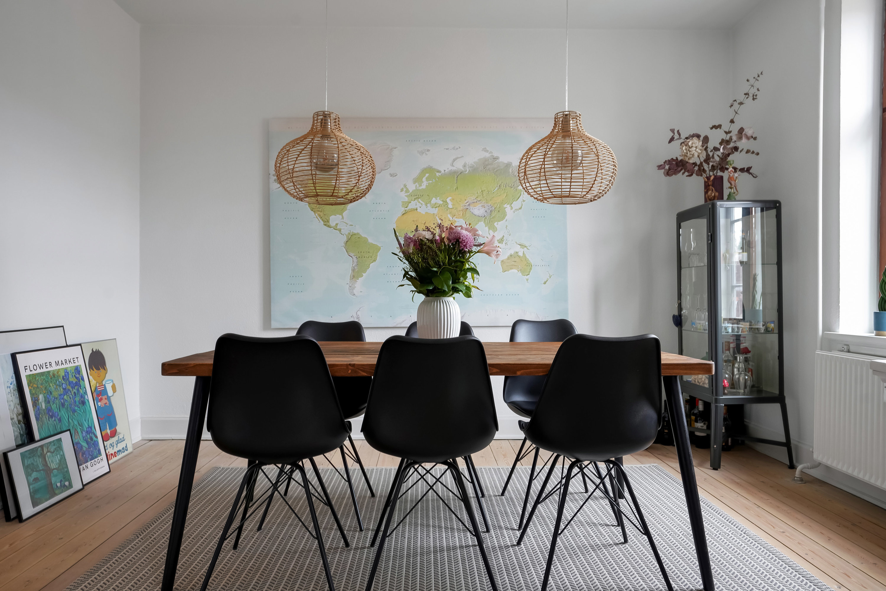 Fremhævet stue billede i fuldskærmstilstand. Billede af Klaregade 23, 2., 5000 Odense C