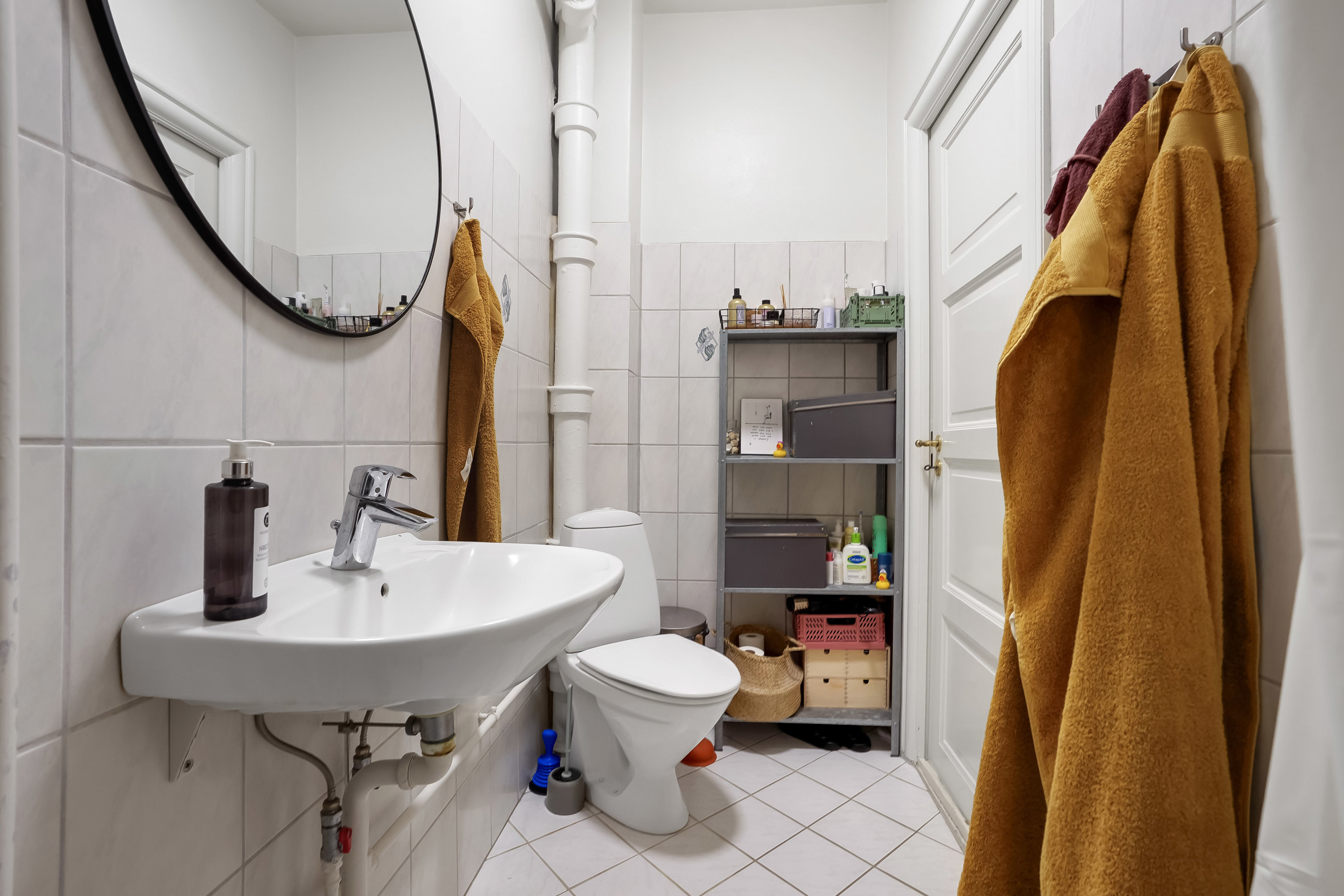 Fremhævet toilet billede i fuldskærmstilstand. Billede af Klaregade 23, 2., 5000 Odense C