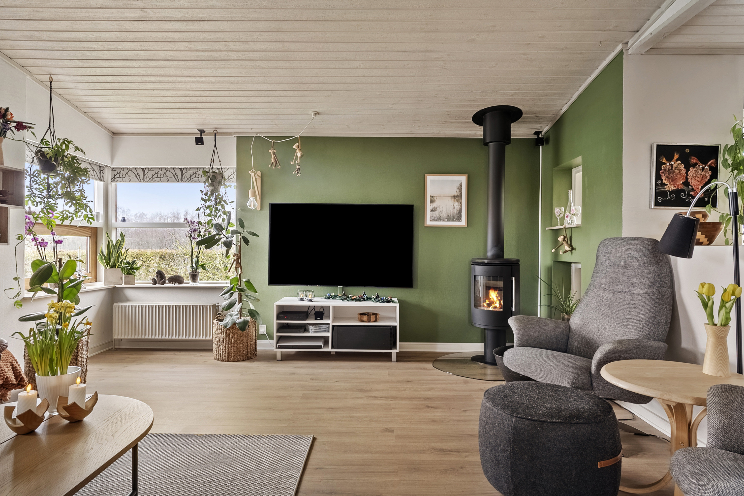 Fremhævet stue billede i fuldskærmstilstand. Billede af Humleballe 28, Søvind, 8700 Horsens