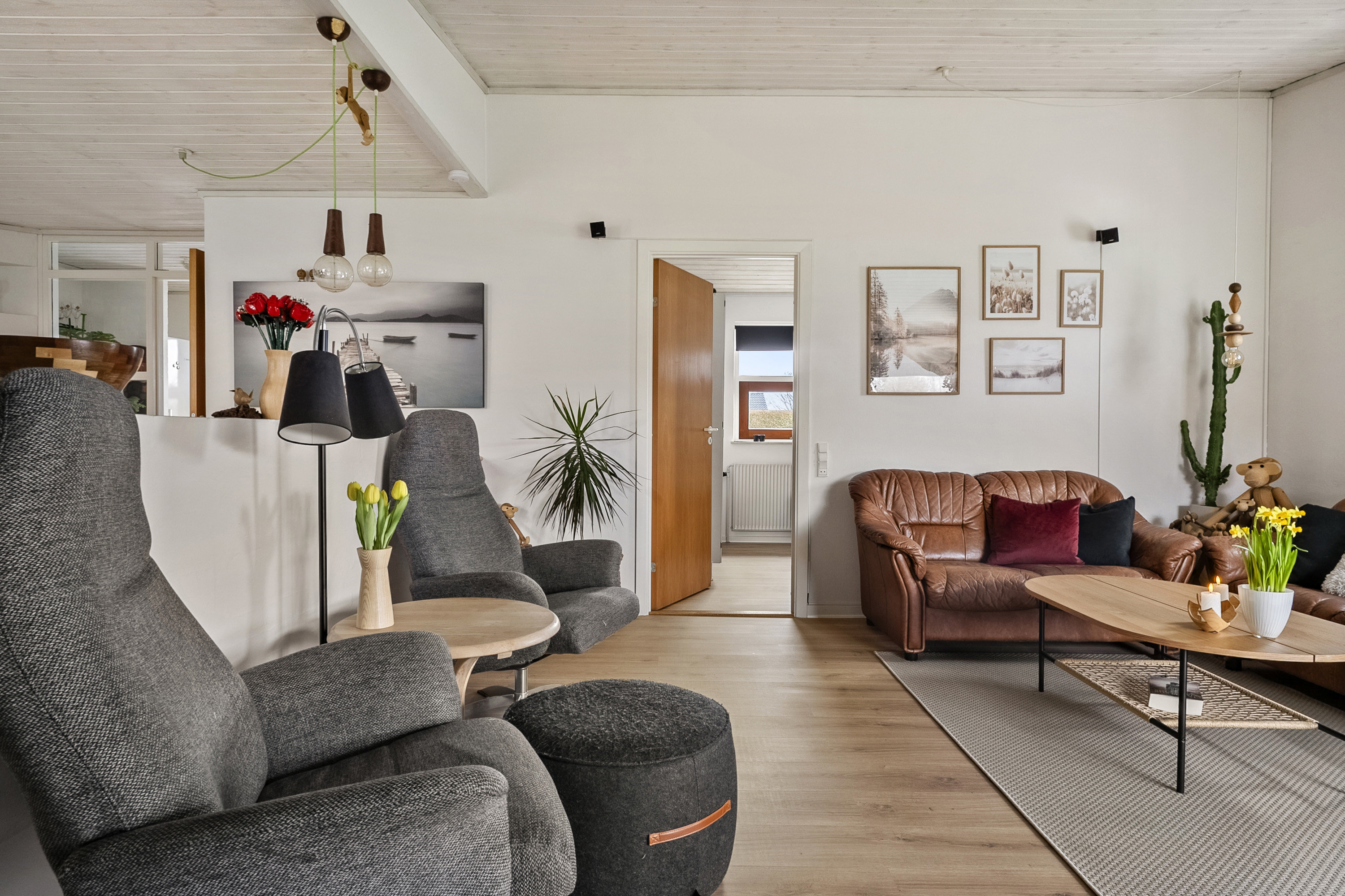 Fremhævet stue billede i fuldskærmstilstand. Billede af Humleballe 28, Søvind, 8700 Horsens