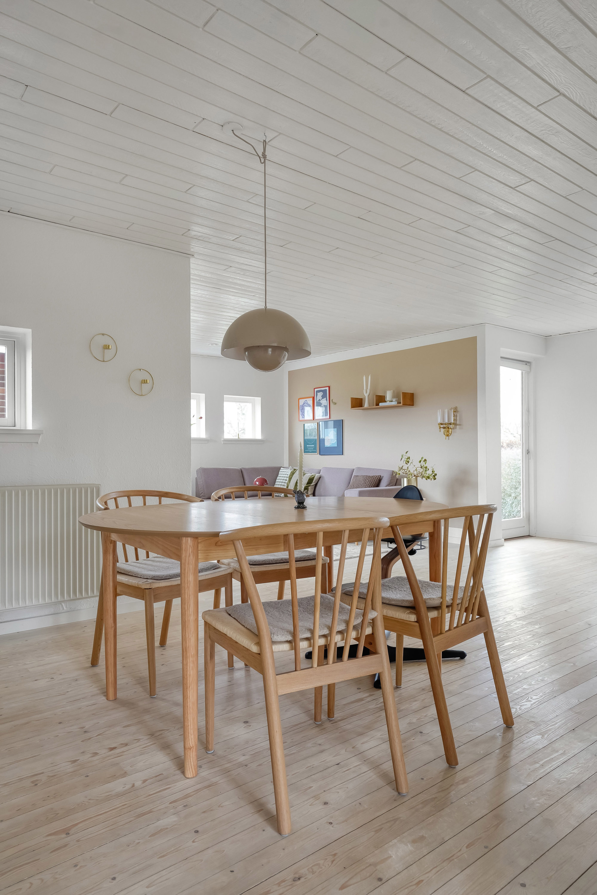 Fremhævet stue billede i fuldskærmstilstand. Billede af Lyøvænget 26, 5500 Middelfart 