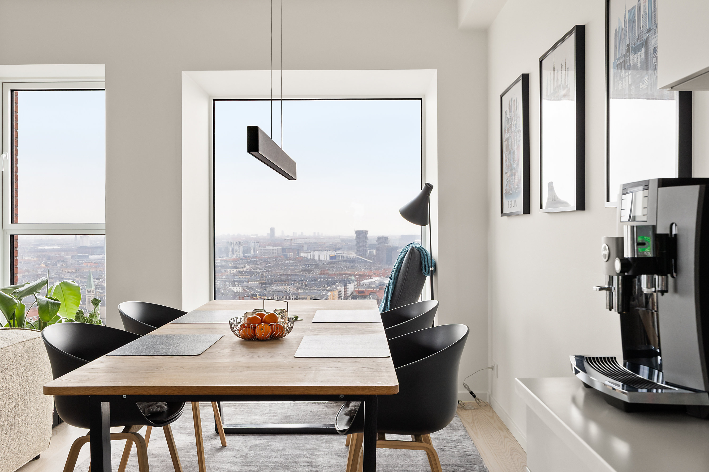 Fremhævet spiseplads billede i fuldskærmstilstand. Billede af Ny Carlsberg Vej 83, 21. 5., 1799 København V