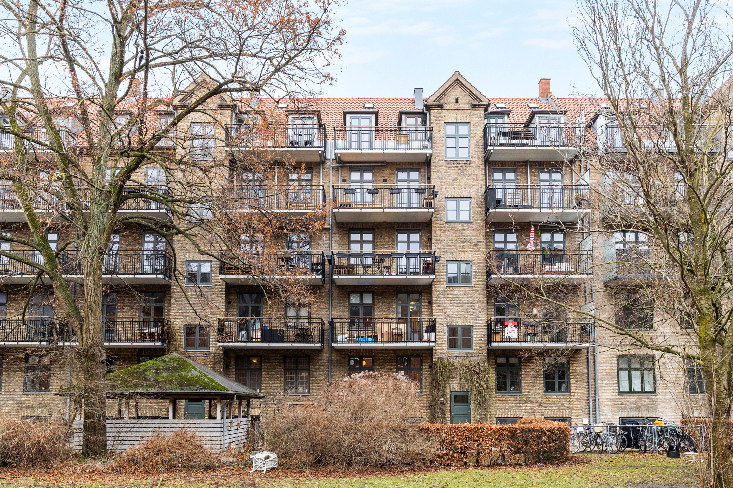 Fremhævet facade bolig billede i fuldskærmstilstand. Billede af Lundtoftegade 97, 4. th., 2200 København N