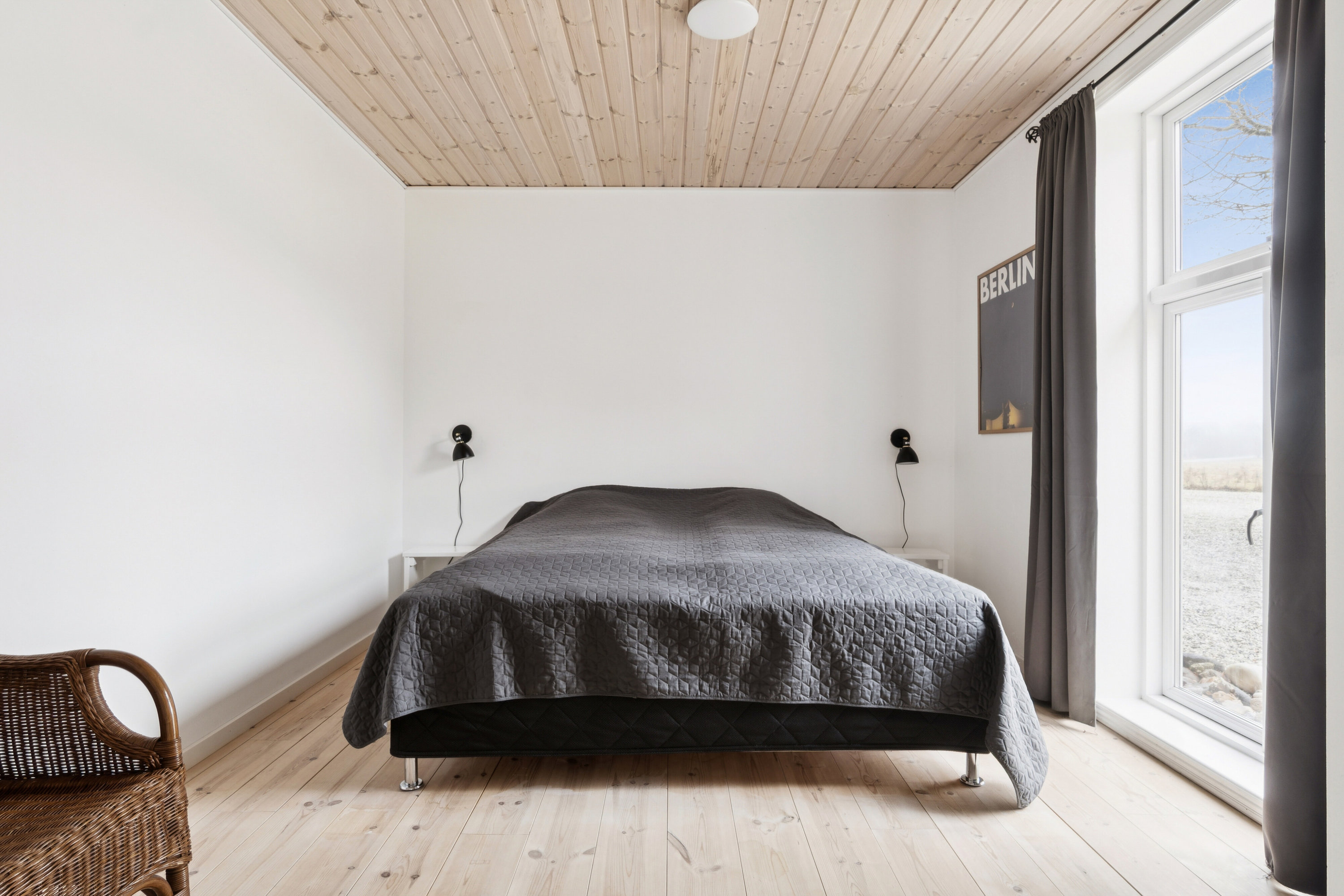 Fremhævet soveværelse billede i fuldskærmstilstand. Billede af Præstevej 2, Boddum, 7760 Hurup Thy