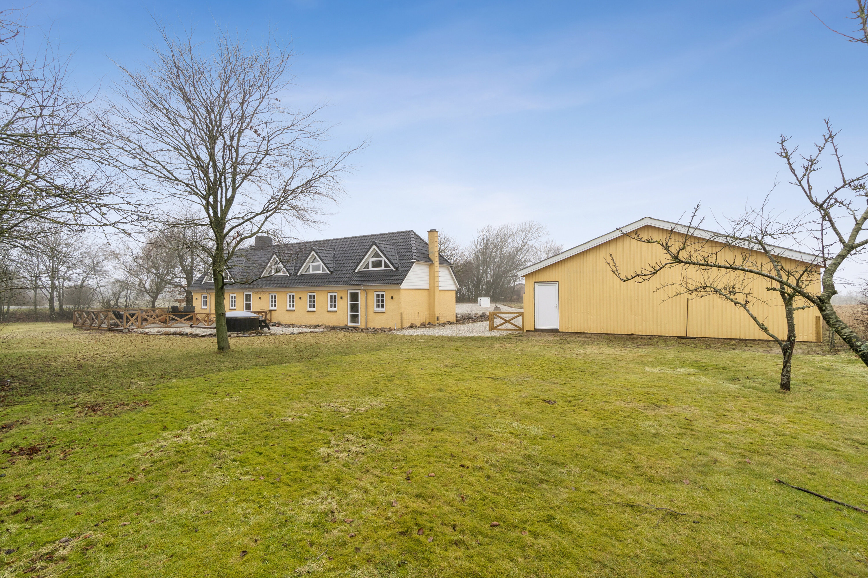 Fremhævet set fra haven billede i fuldskærmstilstand. Billede af Præstevej 2, Boddum, 7760 Hurup Thy